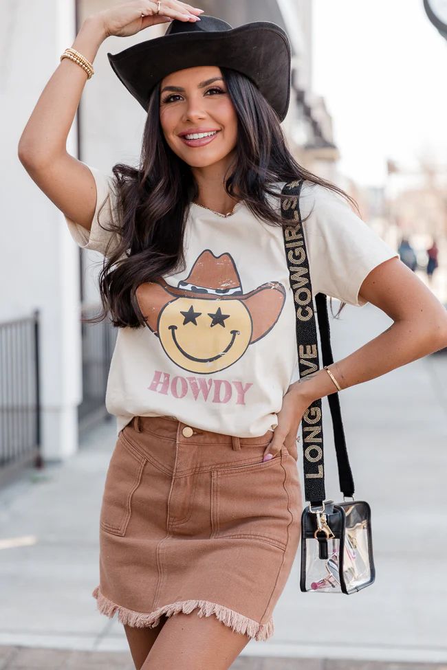 Howdy Smiley Face Soft Cream Graphic Tee | Pink Lily