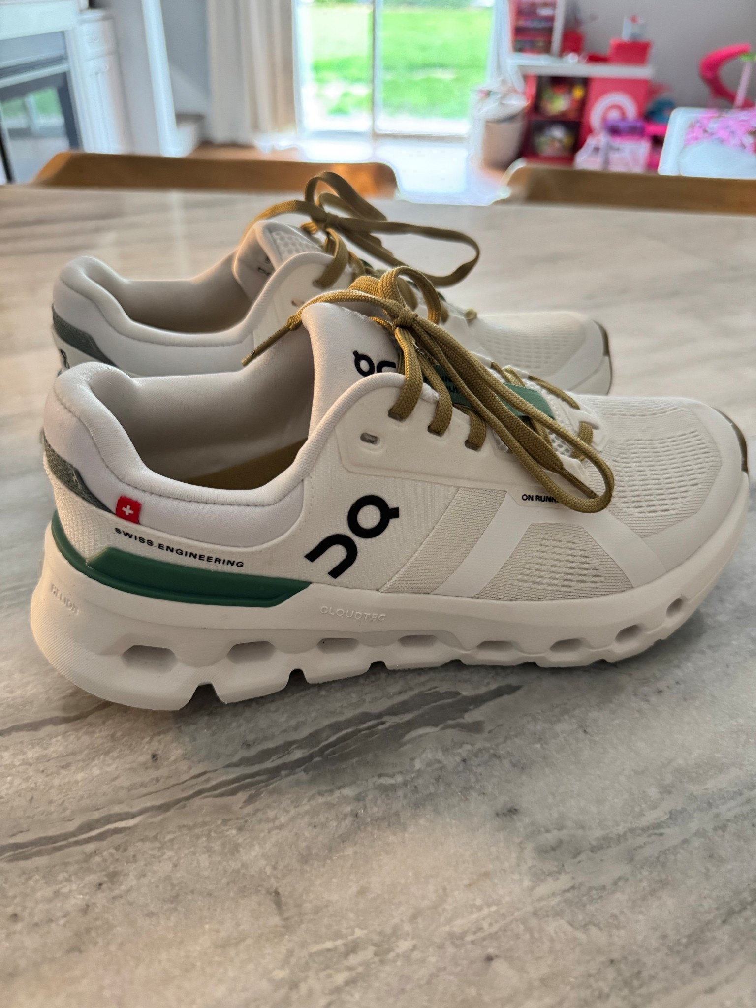 👟

#LTKShoeCrush #LTKActive #LTKSaleAlert