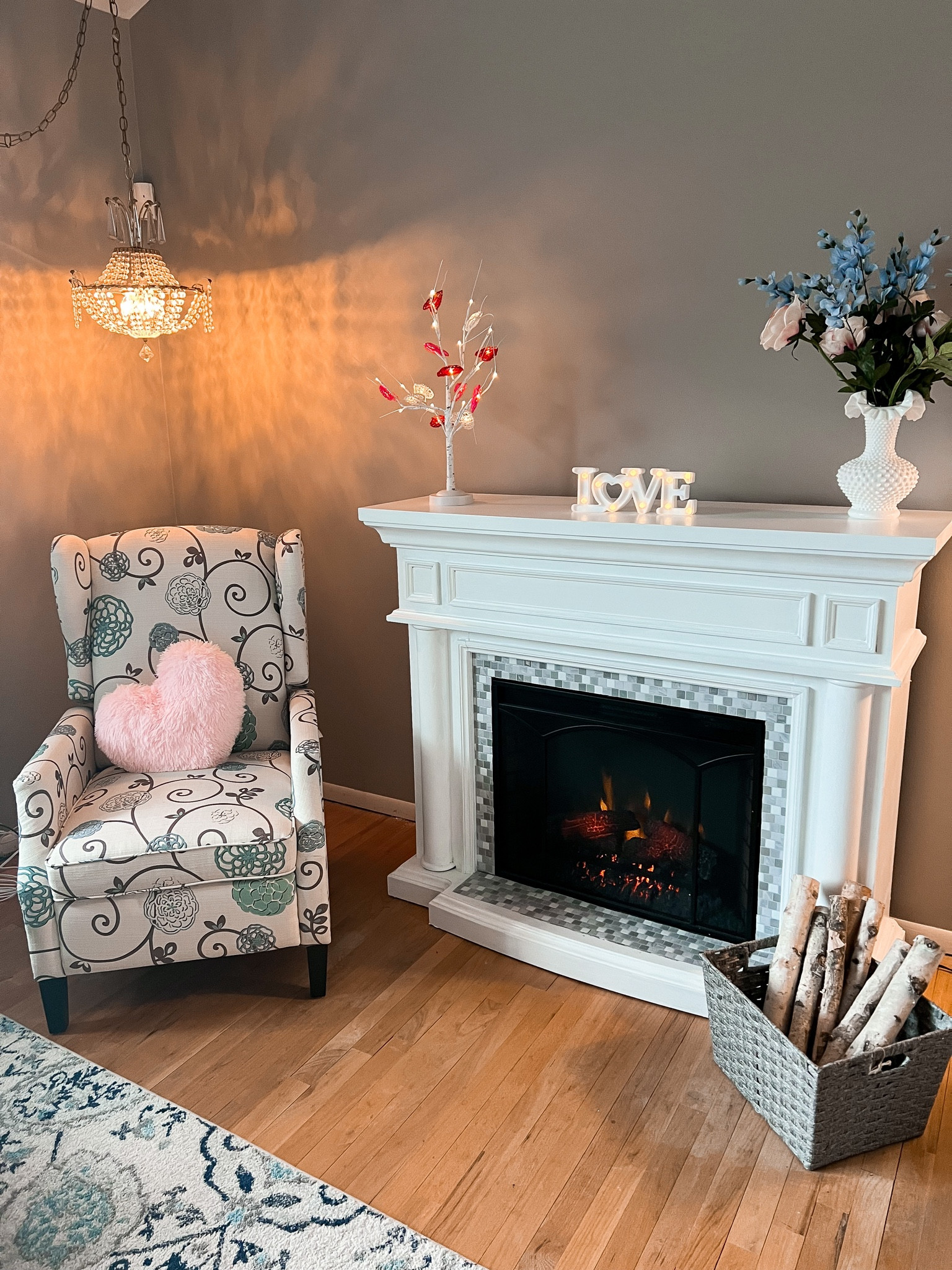 Valentine’s Day decor - Valentine’s Day home decor - updated living room decor - updated living room furniture - recliner - heart pillow - winter decor - winter home - Amazon home - Amazon finds - Amazon favorites 

#LTKhome #LTKunder50 #LTKSeasonal