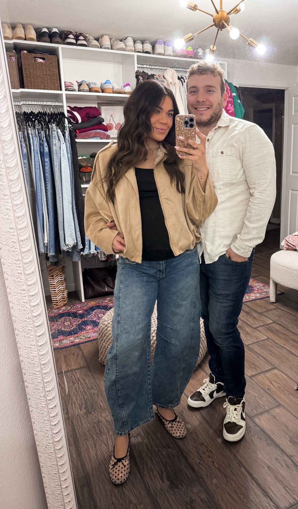 Date night outfit!
Maternity barrel jeans- size small 
Amazon jacket- size small
Walmart mesh flats

#LTKSeasonal #LTKootd #LTKBump