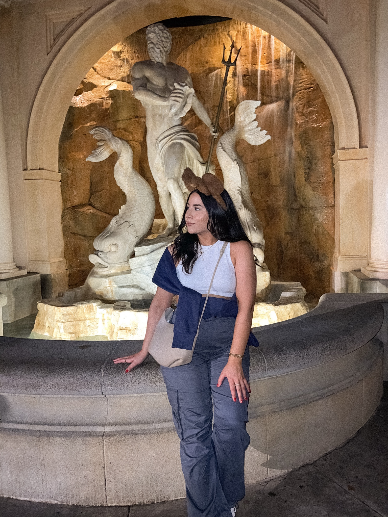 Disney outfit idea 
Crop tank top: small
Baggy cargo pants: small
Sherpa minnie ears 
Adidas handball spezial: 4.5 men 

#LTKSeasonal #LTKfindsunder100 #LTKstyletip