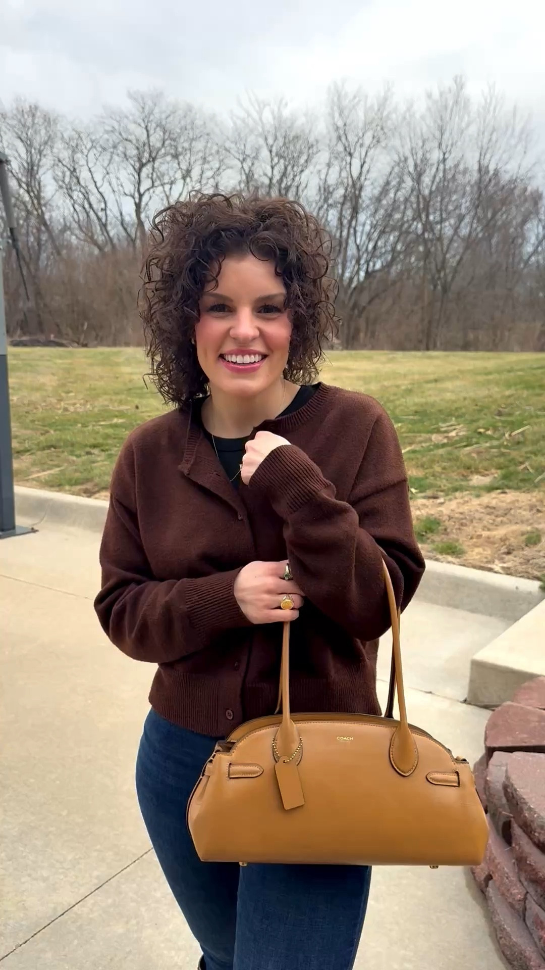 I’ve been carrying my Coach Empire Carryall 34 for weeks now and I absolutely love it. The size is perfect for everyday, the straps are so comfortable, and this Connett color is such a beautiful rich neutral that goes with everything. Definitely one of my favorite bags right now.

#coachbag #coachpurse #coachempirecarryall #designerhandbag #everydayhandbag #luxuryhandbag #baglover #timelessstyle #fashionfinds #classicstyle

#LTKdayinmylife #LTKBeauty #LTKootd