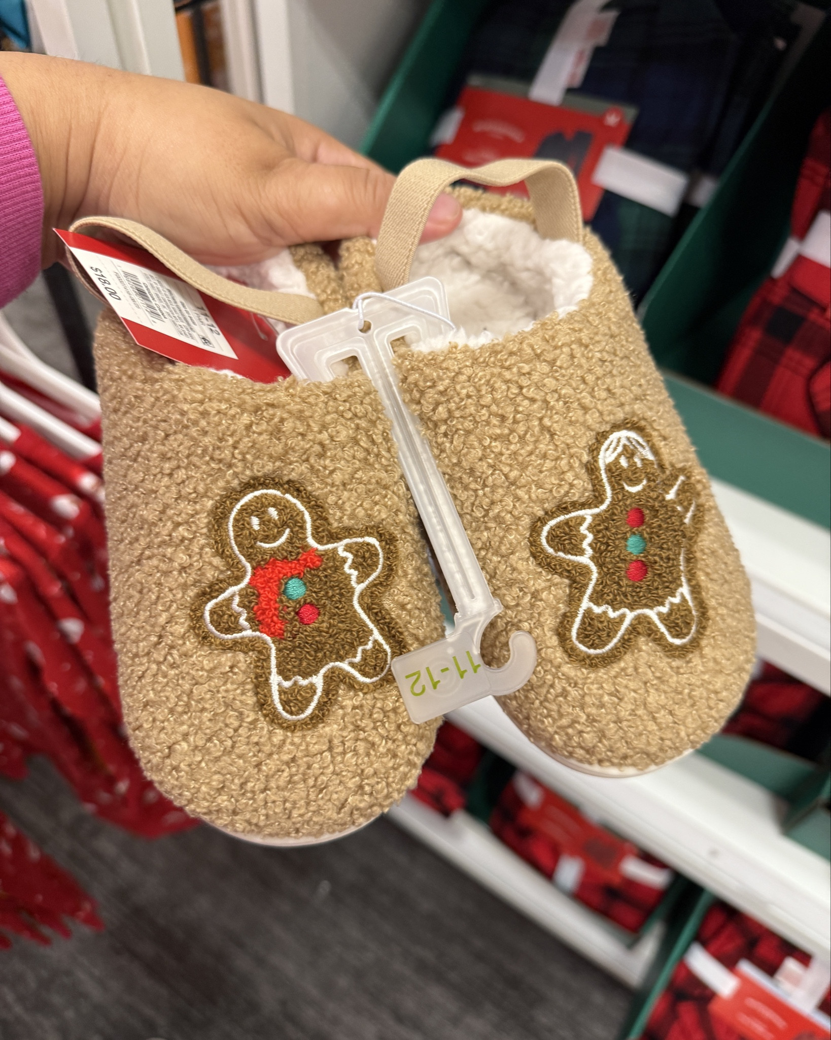 40% off slippers today only !! Lots of new and popular style for the whole family !!



#LTKHoliday #LTKSeasonal #LTKGiftGuide