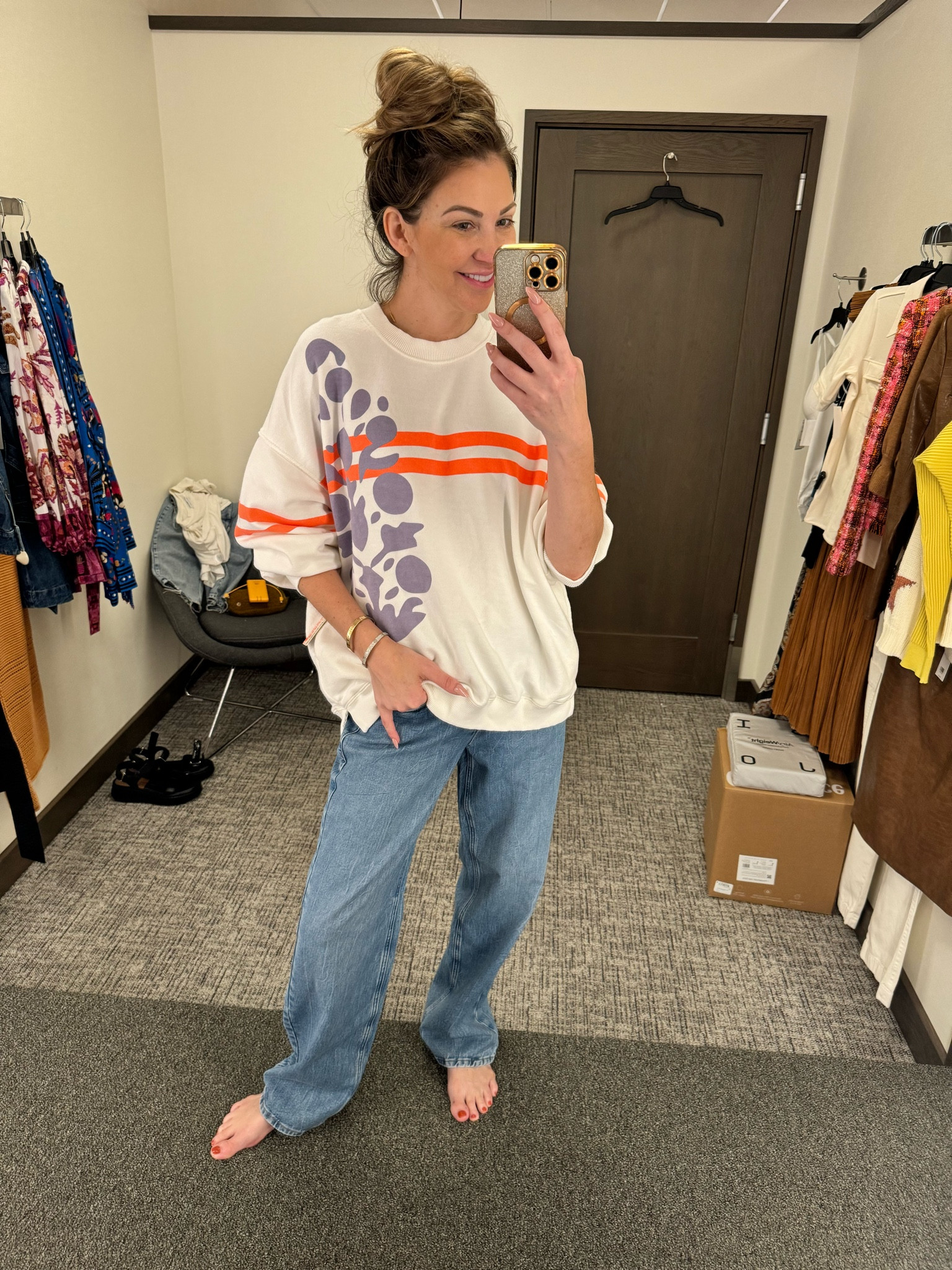 Nordstrom Anniversary Sale! NSALE picks - love this oversized slouchy sweatshirt and these relaxed Good American jeans. Wearing a S in the top & 0 in the jeans.


#LTKxNSale #LTKOver40 #LTKFindsUnder100