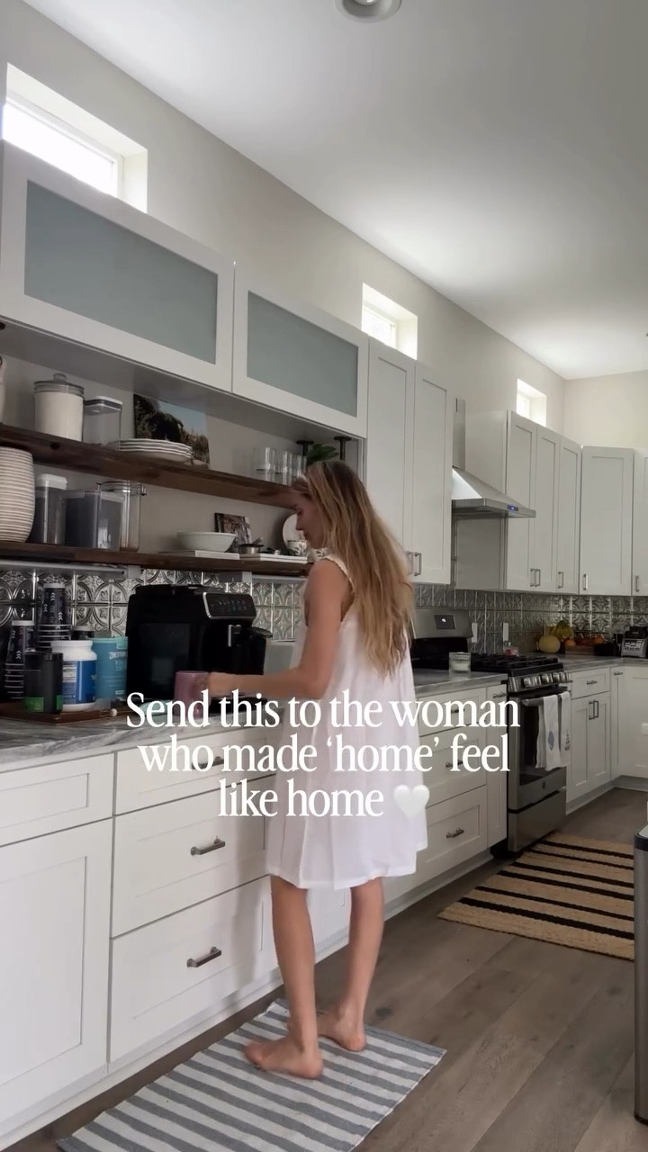 We all have someone who showed up like a mother figure.
Not always by title—but always by presence.

The one who made life feel a little steadier, a little softer, a little more held.

This Mother’s Day, I’m thinking about her too. 🤍
And giving something that says: you deserve to be taken care of as well.

If you have someone like that in your life, don’t wait to tell them. #mothersday #motherfigures #girlmom
