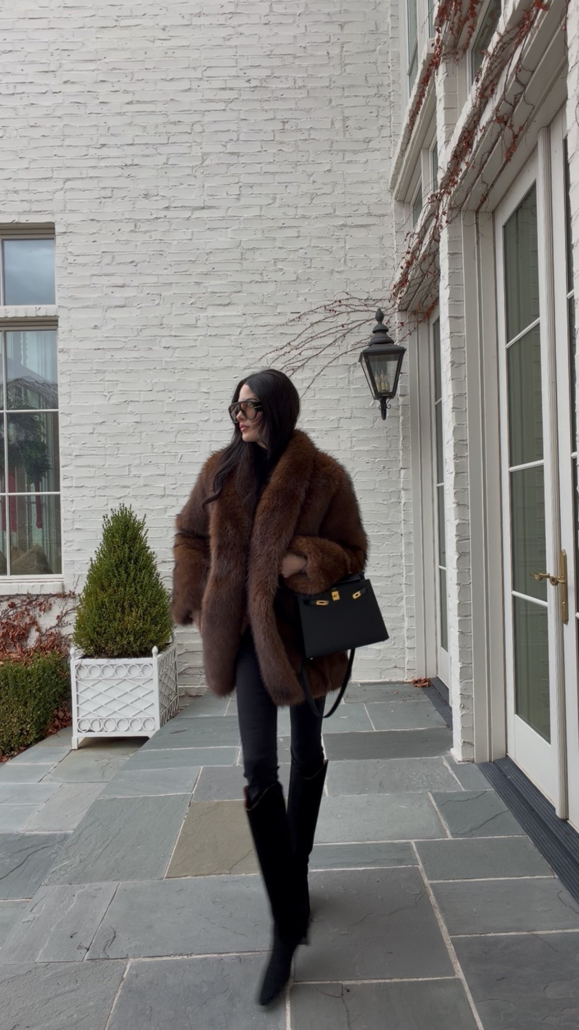 Shop my whole look here! @Saks #Saks #SaksPartner @shop.ltk #ltkit 

#LTKootd #LTKHoliday #LTKGiftGuide