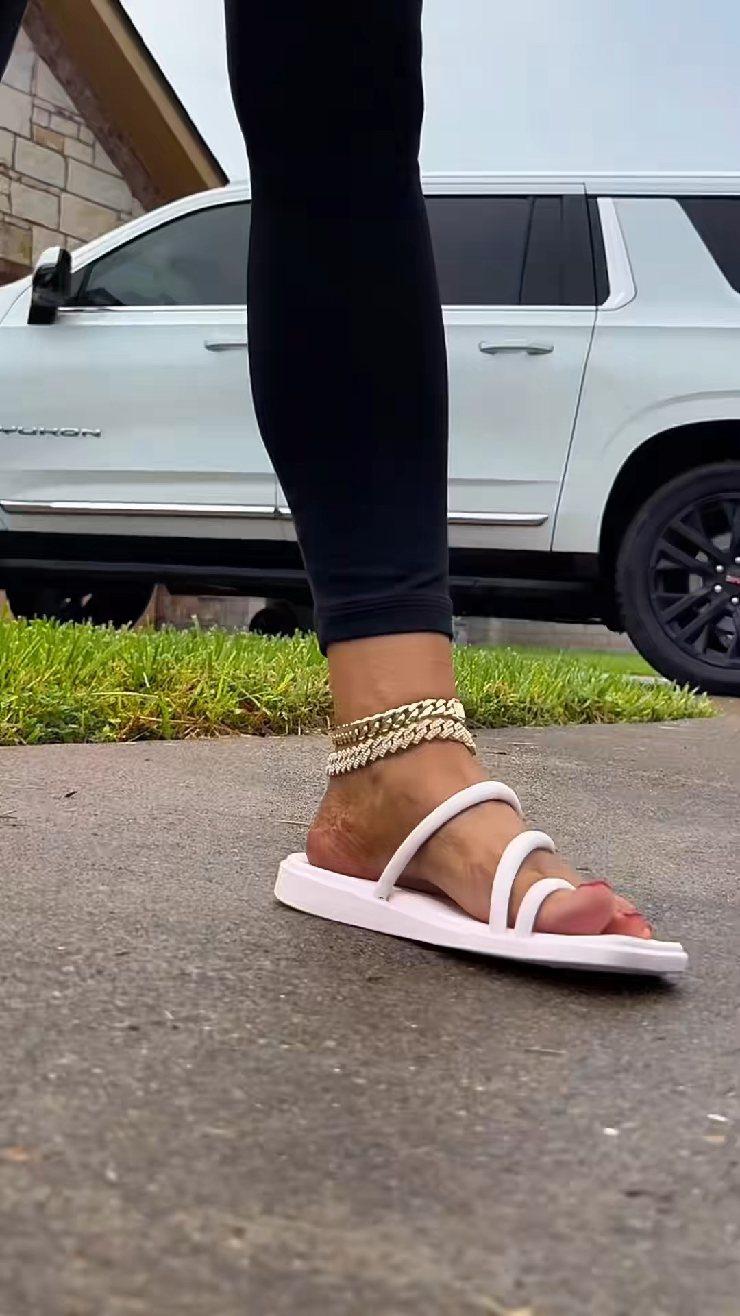 Obsessed with the new Crocs Miami toe loop sandals! #crocs #crocssandals #crocsmiamisandals #crocsmiami #summerwins #ad
 

 #LTKootd #LTKSwim #LTKTravel