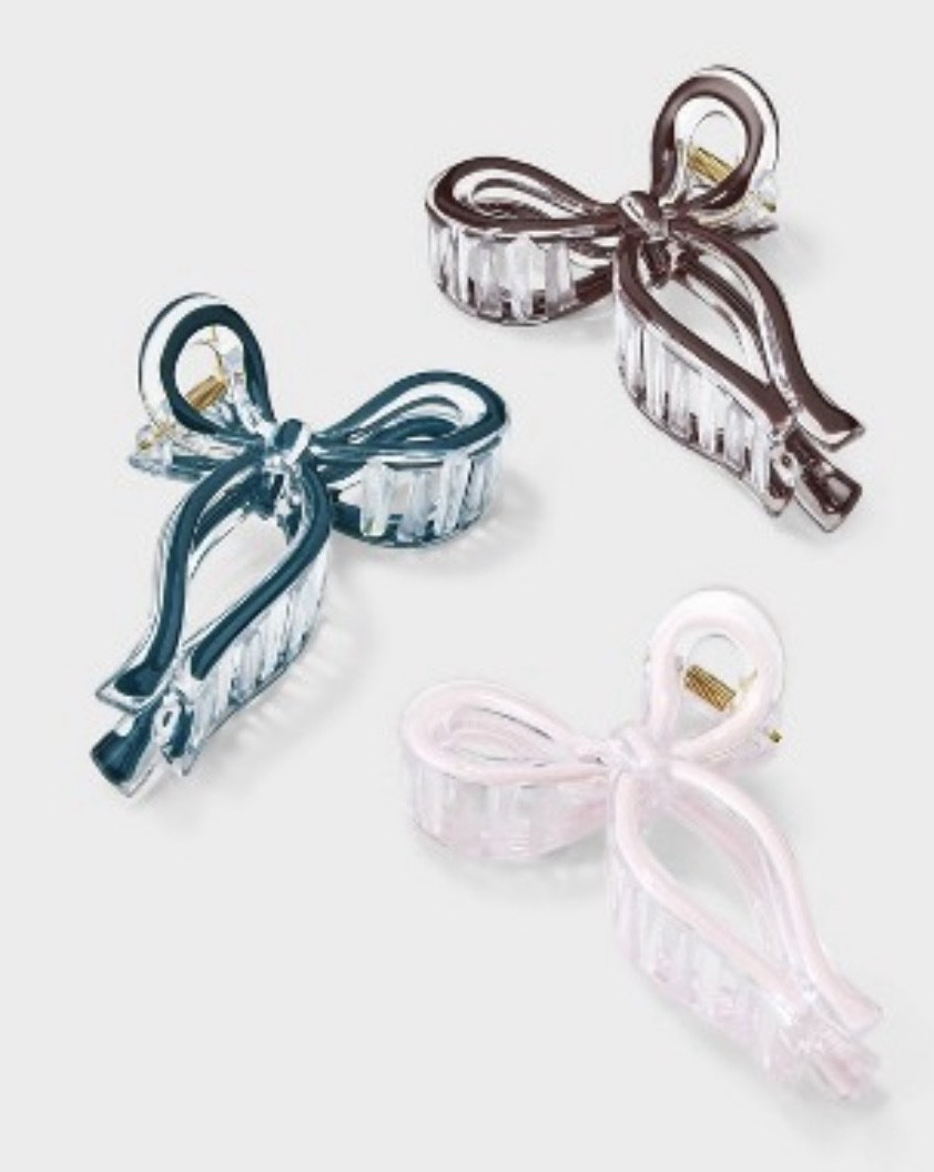Is it just my obsession with the bows???? 

#LTKBeauty #LTKootd #LTKmomlife