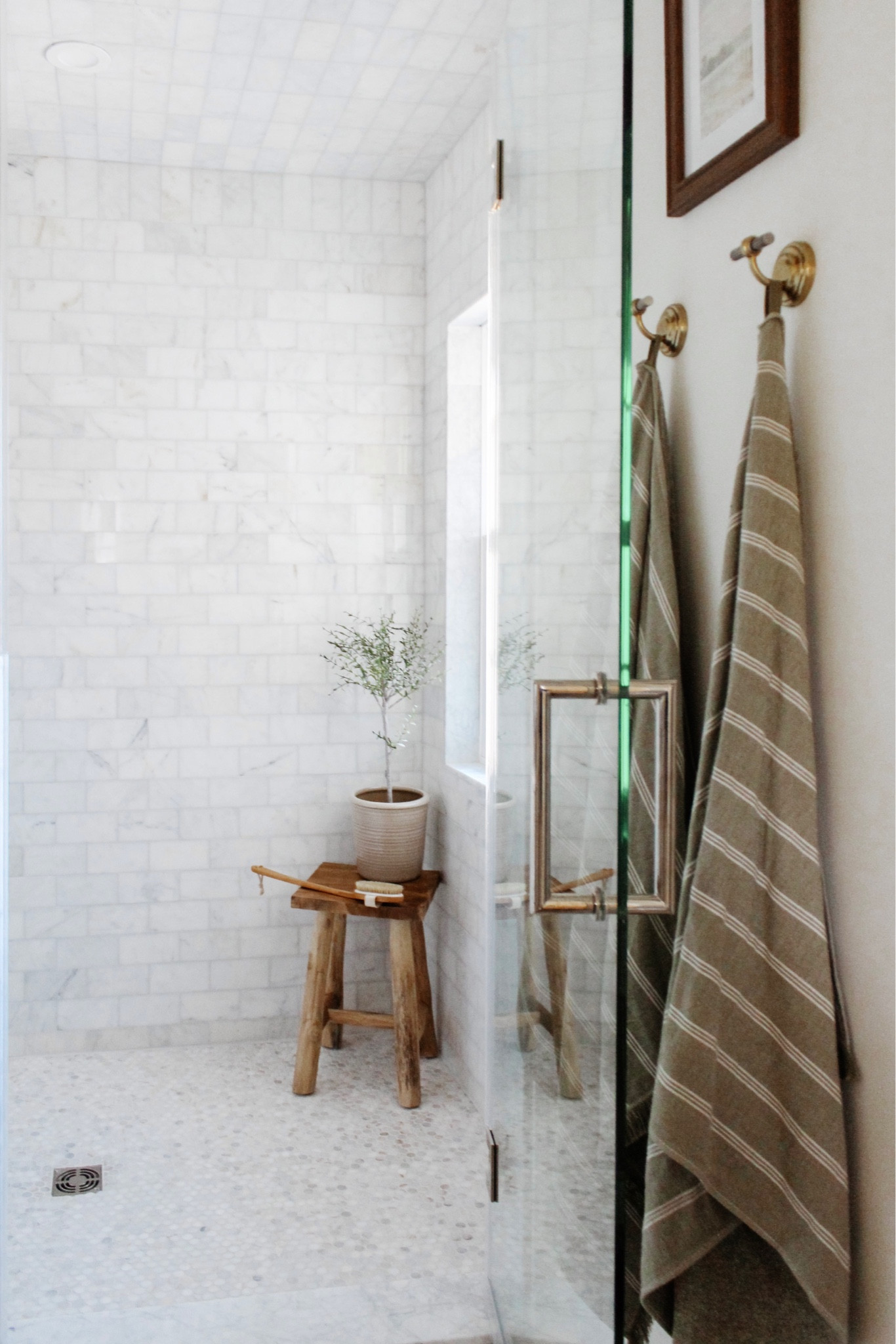 Simple joys of a good planter ☺️ This $20 planter is one you don’t want to miss. Head to stories or the link in bio to learn more + shop it, and, a few other items I’m loving at the moment.
•
Shop my entire home there, too! Message me with any questions.
•
•
•
 #bathroominspiration #bathroominspo #tileinspo #neutralbathroom #neutralhome #showerinspiration #marblebathroom #bathroomrenovation #bathroomreno #bathroomvanity #bathroomdecor #bathroomcounterdecor #bathroomremodel #marbleshower #cabinetrydesign #bathroomvanity #vanitydecor #bathroominspiration #smmakelifebeautiful #neutraldecor #neutralhome #neutralaesthetic #interiorstyling 


#LTKunder50 #LTKstyletip #LTKhome