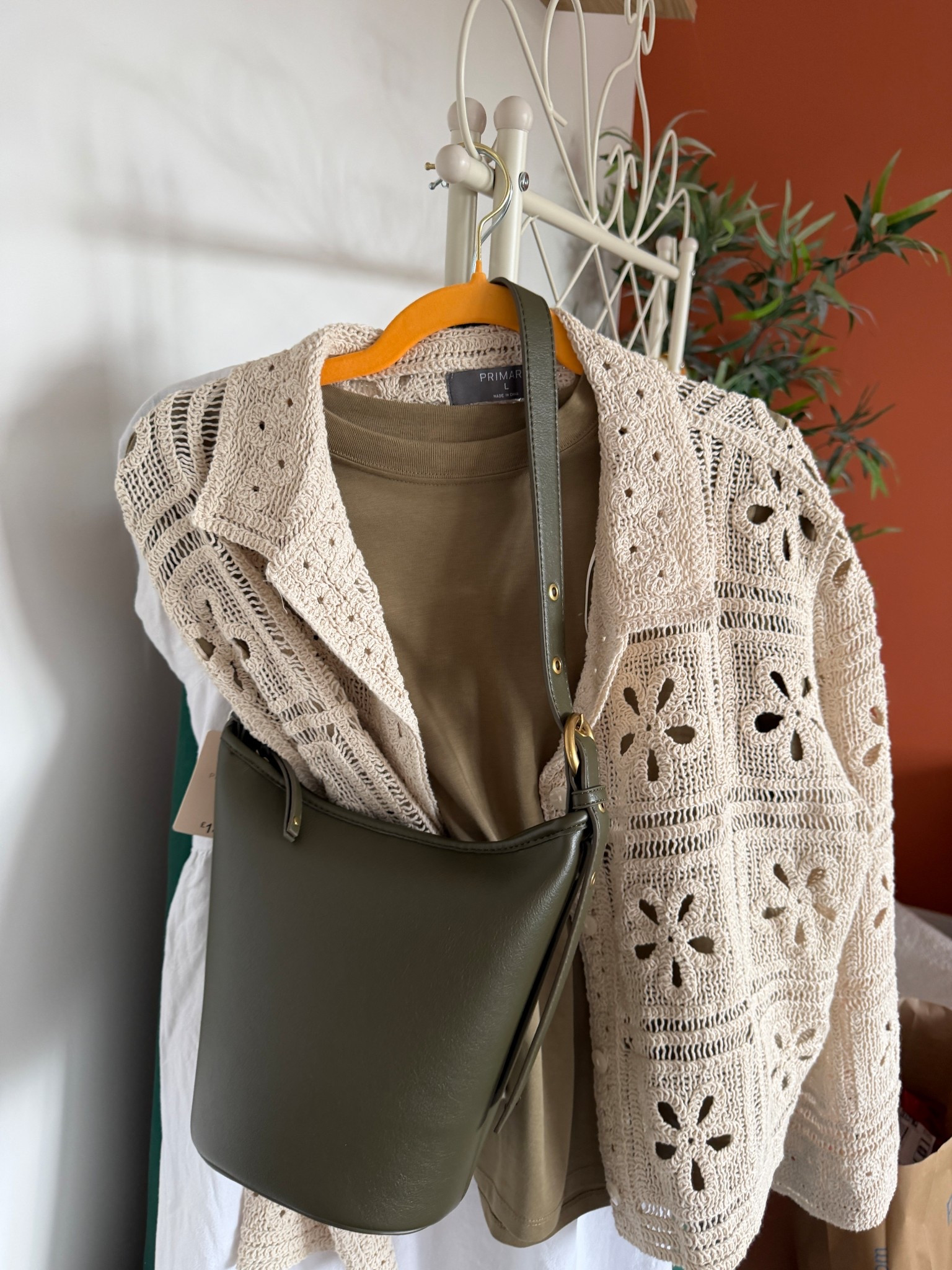 I got a large in the cardigan for an oversized fit

#LTKuk #LTKspring