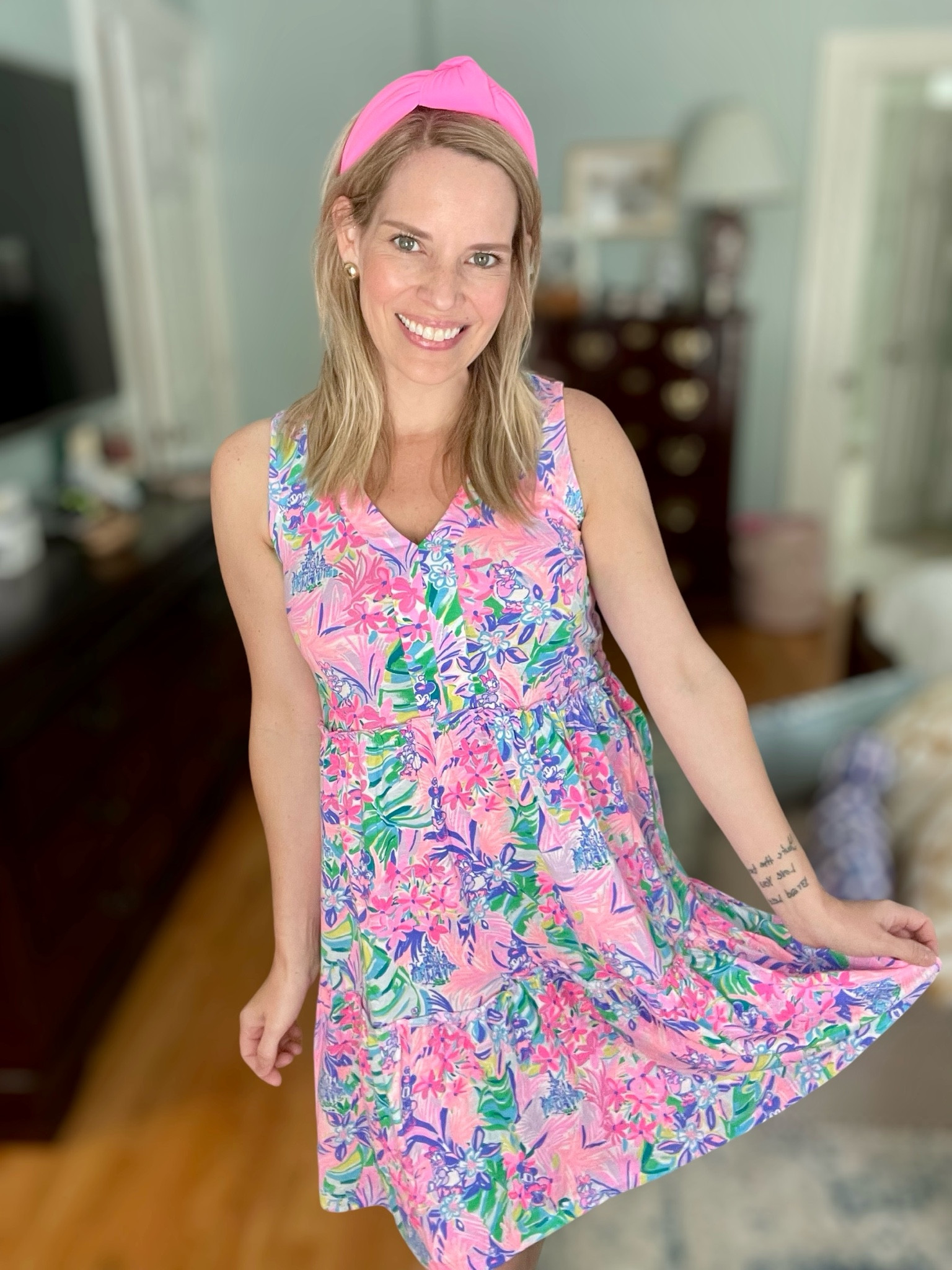 Size XS Lilly Pulitzer Disney 

#LTKTravel #LTKFindsUnder100 #LTKFindsUnder50