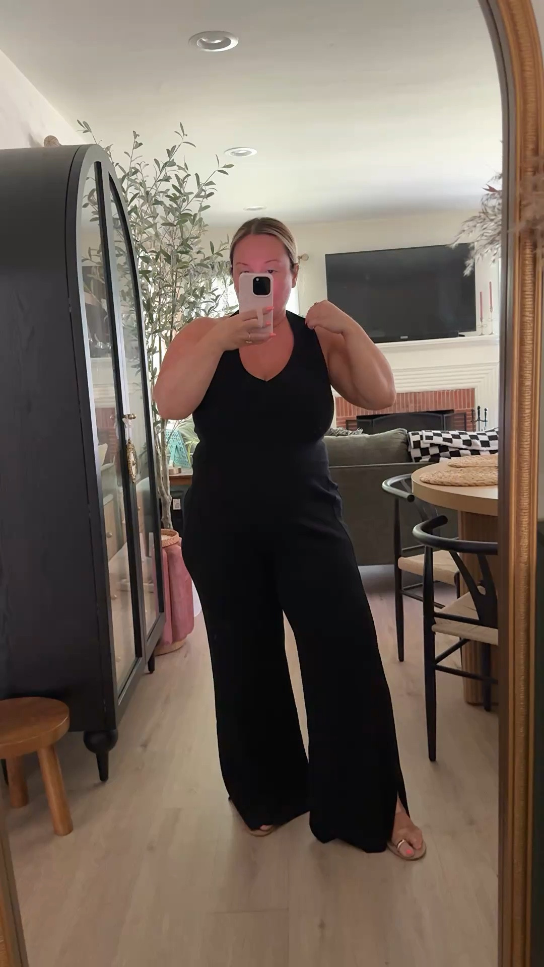 @Aerie styles I’ve grabbed recently!
This knit set is unbelievably good! Wearing size LARGE in the halter and the pants! (They don’t come in lengths) 
So easy and elevated and soooo comfy! 

Midsize style, aerie, matching set, mom style, travel style, spring outfit, spring style, spring trends, petite style 


#LTKOver40 #LTKPetite #LTKMidsize