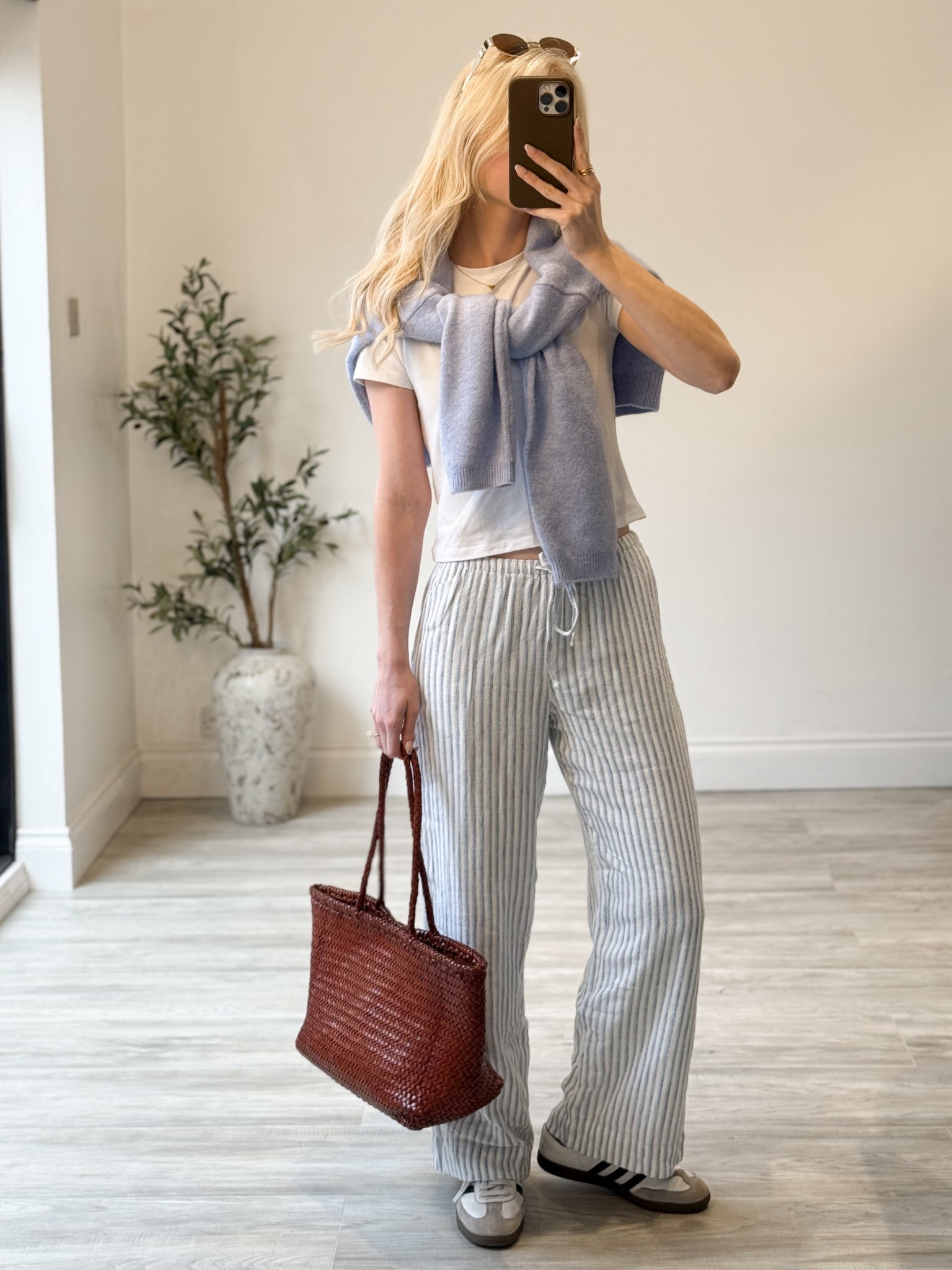 Spring outfit idea 🩵

Get 20-40% off everything & use code AFWHATTOWEARFOR to get an additional 15% off everything in stores and online at checkout from 27/3/26-30/3/26 in UK and Europe.

#LTKspring #LTKuk #LTKstyletip