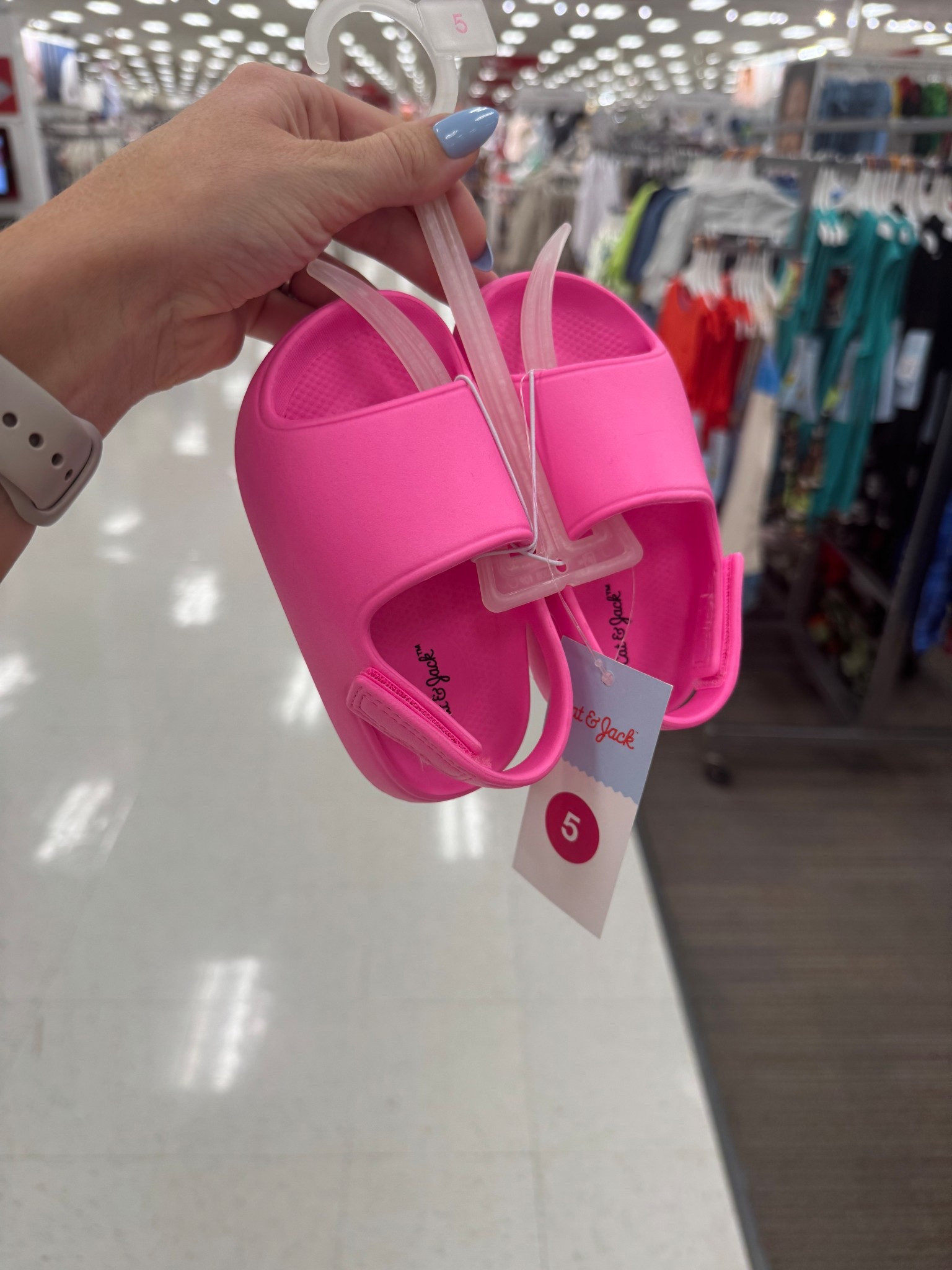 Harper’s favorite summer pool shoes come in neon pink now! 

#LTKKids #LTKSummerEdit #LTKBaby