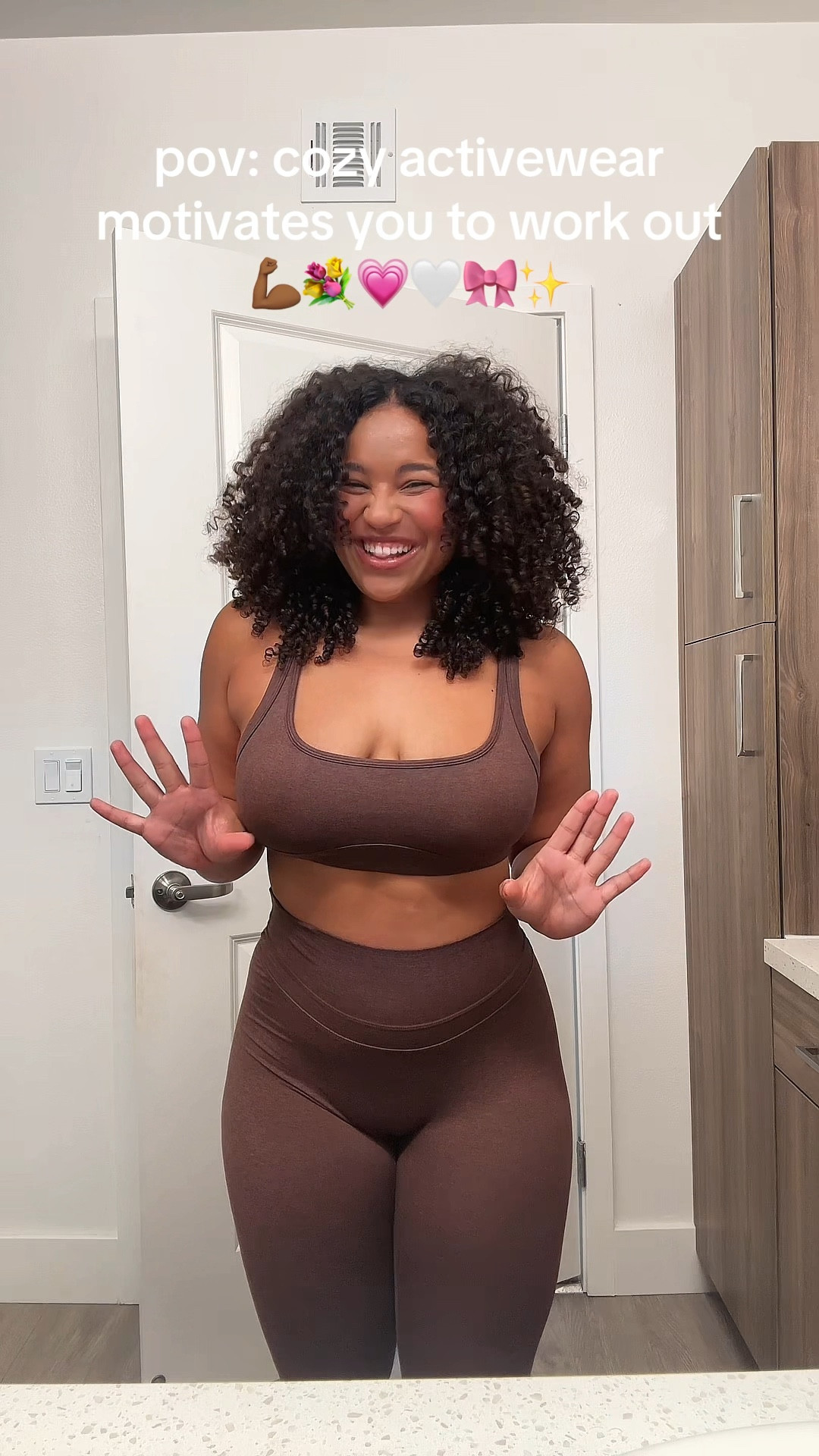 I’m wearing a size medium in this curve-friendly activewear from P’tula!!! These leggings are SO soft and the bra is quite supportive as well!! Definitely cute for loungewear or grabbing coffee as well! ☕️I love these fall activewear pieces!


Fall activewear 

#LTKSeasonal #LTKFindsUnder100 #LTKActive