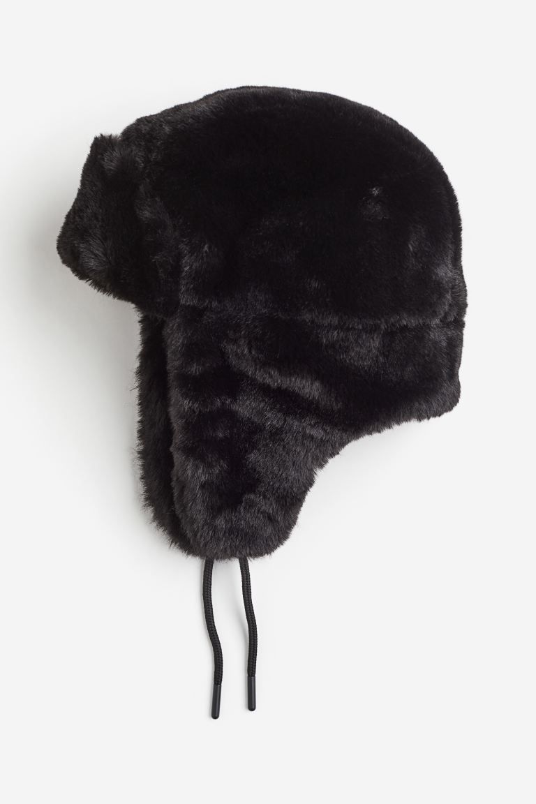 Fluffy earflap hat | H&M (UK, MY, IN, SG, PH, TW, HK)