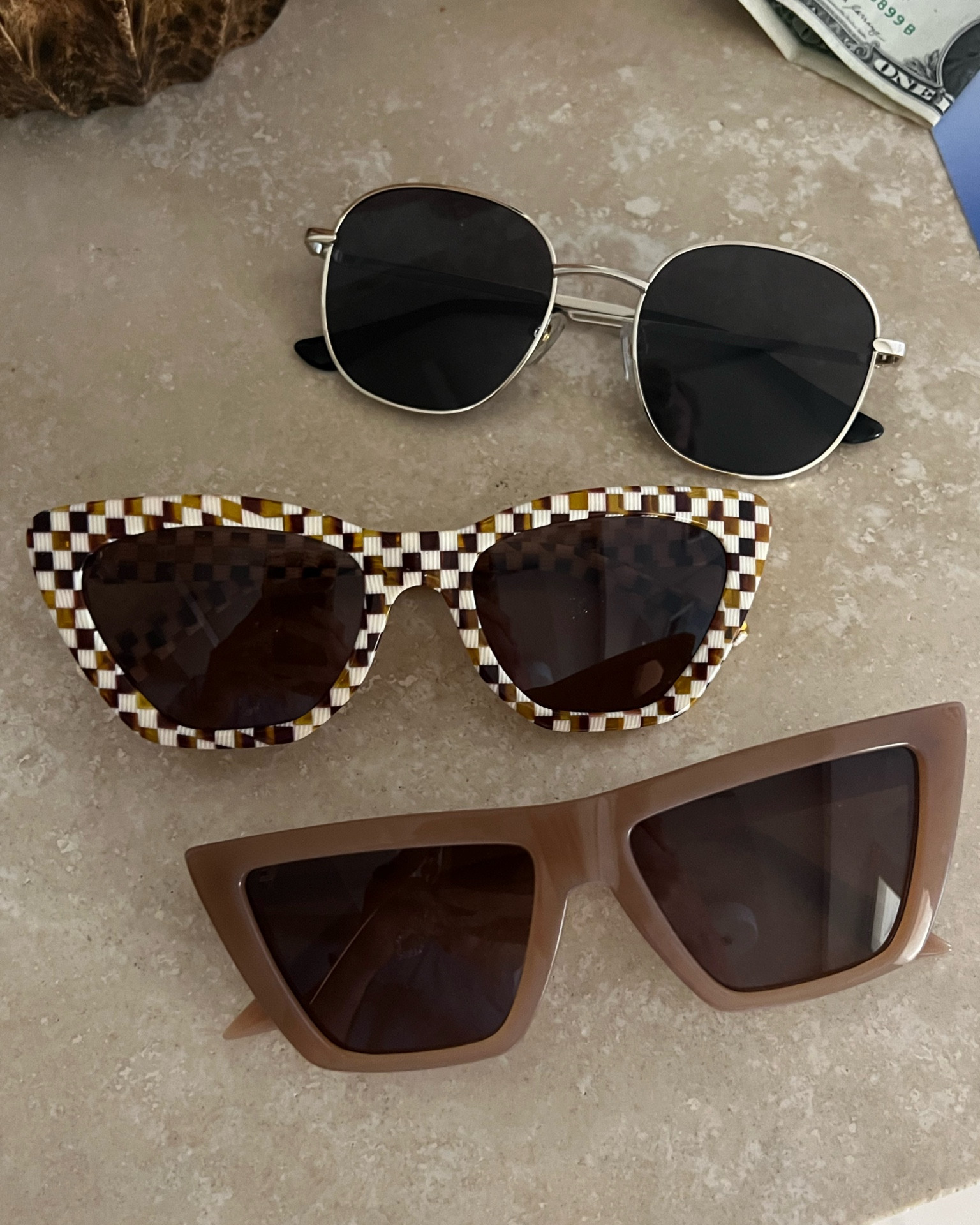 Current sunnies line up 
Top: Avalon in gold + grey…sold out 😭 
Middle: Camila in Chestnut Weave
Bottom: Melrose in light taupe

Links are similar styles on diff since Dime isn’t on here! 

Sunglasses, sunnies, diff eyewear, Dime options 

#LTKunder50