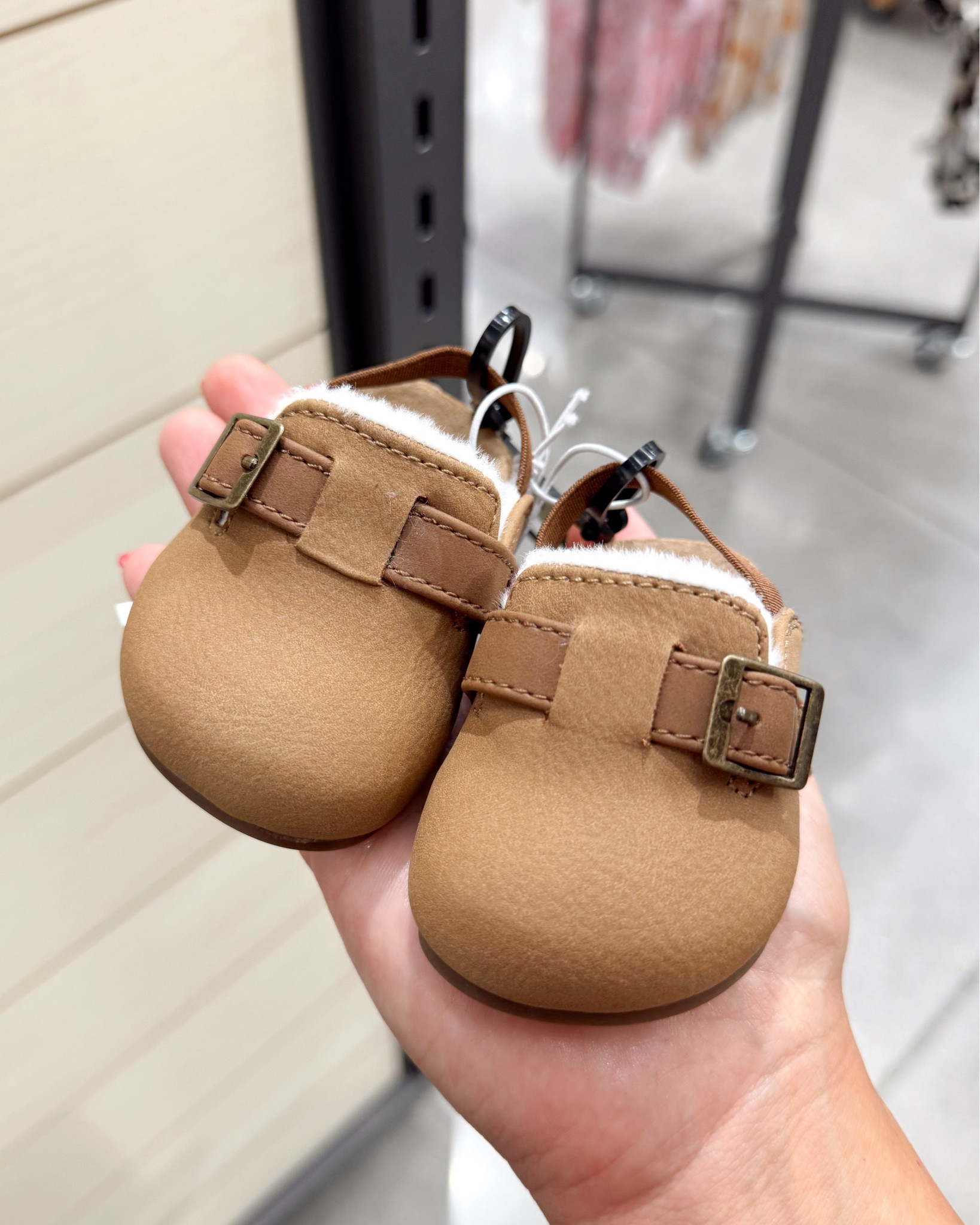 The cutest little baby clogs 🥹🤎

#LTKSeasonal #LTKBaby #LTKKids