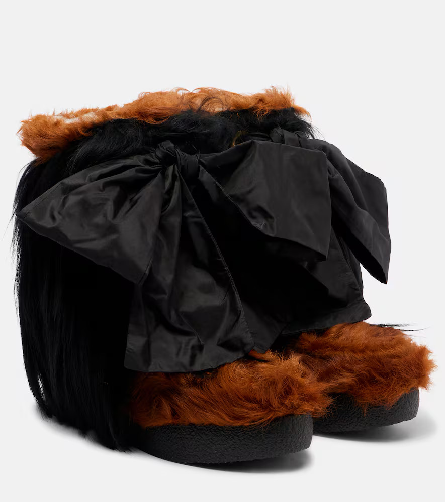 Valentino Garavani Schneestiefel Snowish aus Shearling | Mytheresa (DACH)