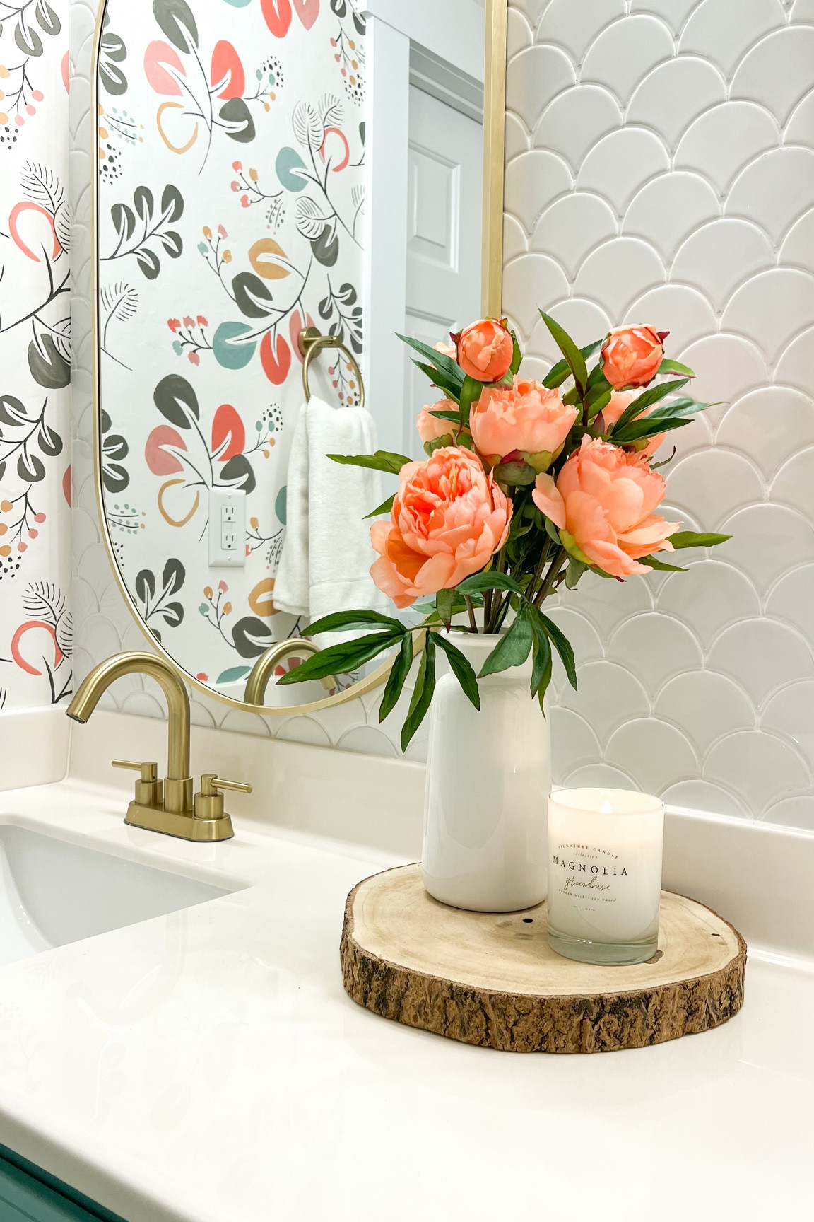 Girls Bathroom Deocr

#LTKhome #LTKSeasonal #LTKFind
