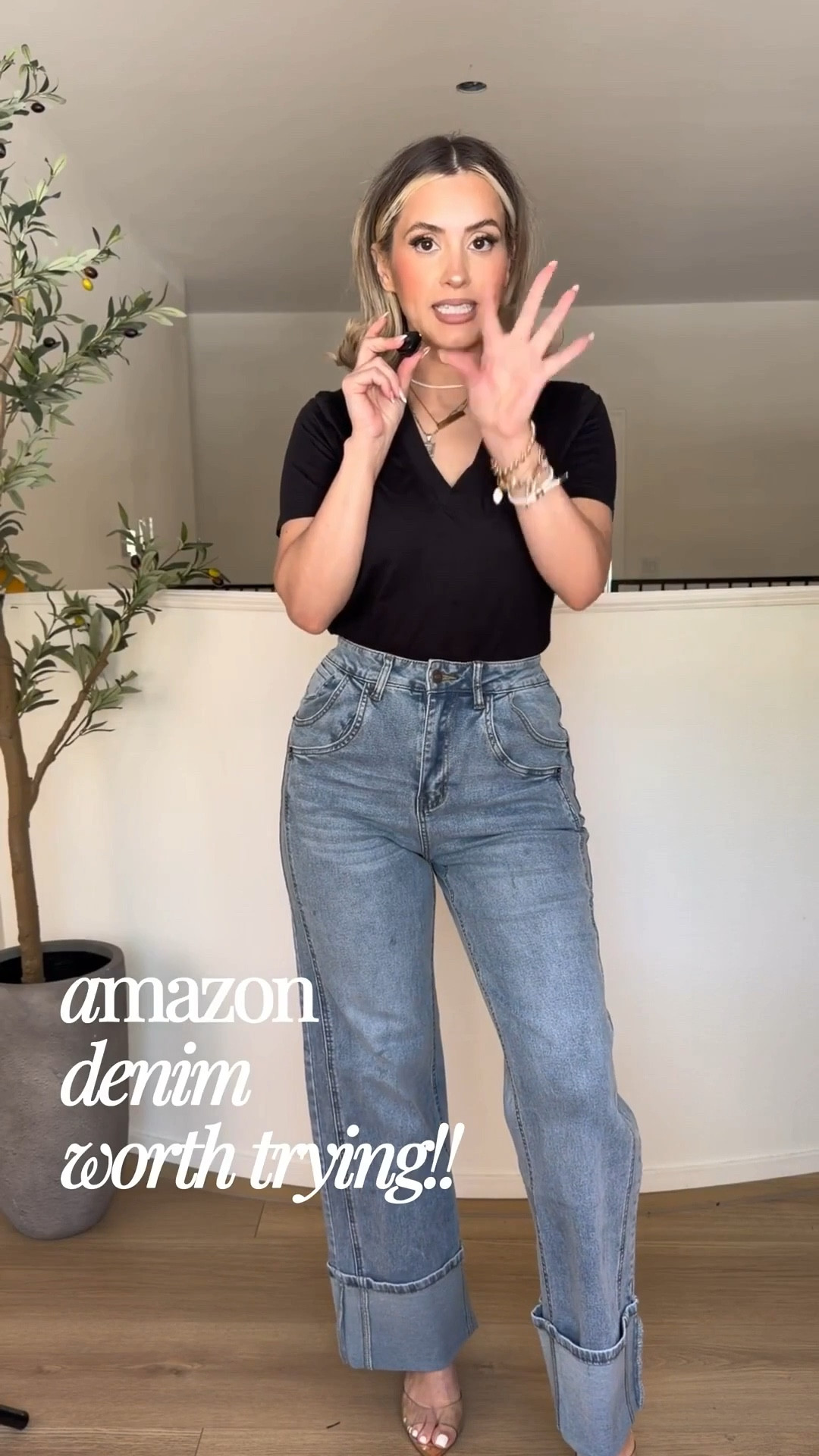 I absolutely love these jeans! They have incredible stretch, and I love the cuff detail! 

Wearing them in a size 4



#LTKootd #LTKgrwm #LTKPetite