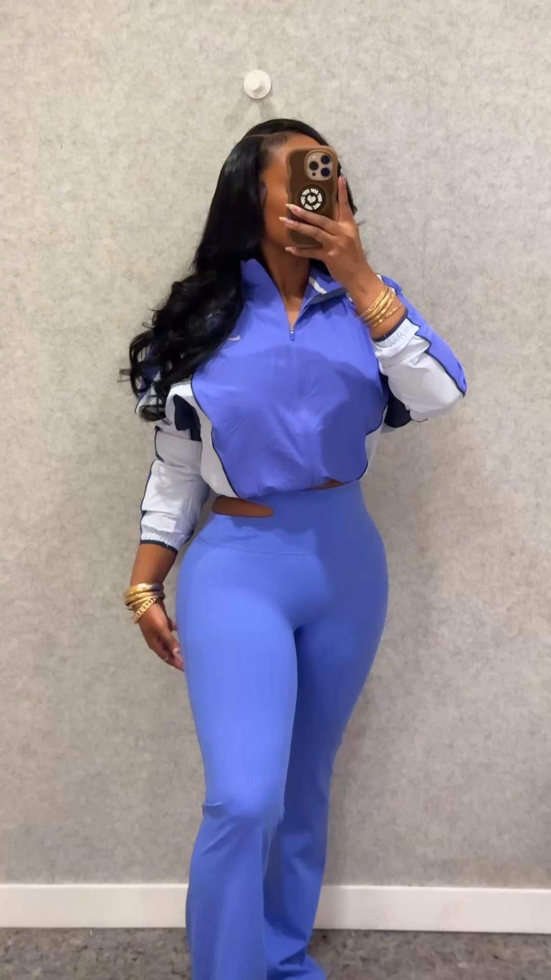 Spring Nike set energy 💜🌼
Wearing a size M — fit is flattering, soft, and holds you in just right.
Perfect for Pilates, hot girl walks, or whenever you just want to feel cute. You can mix and match the outfit by swapping the pants with the cut outs for the 7/8 leggings or swapping the jacket for the half sleeve top✨


#LTKActive #LTKPetite #LTKgrwm