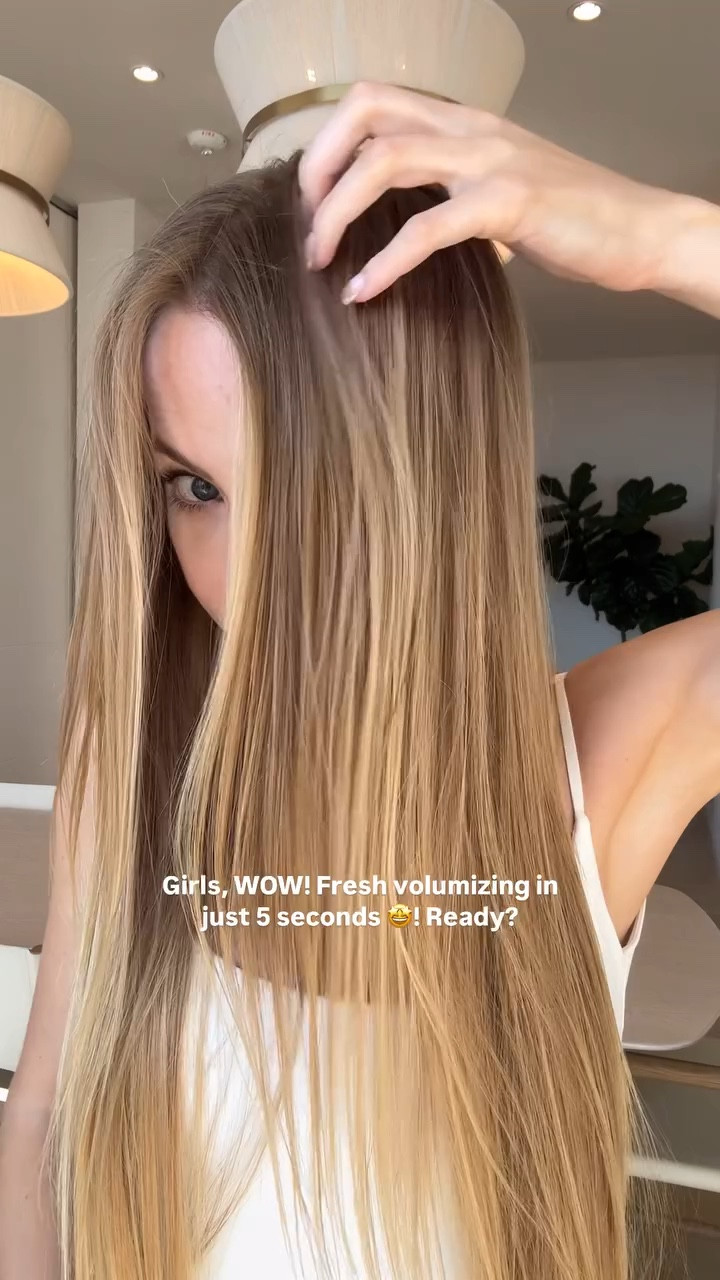 Wow! Fresh volumizing in 5 seconds with @halovida.us Dry Shampoo! Ready?

This is truly a wow for me! 😍 This dry shampoo instantly eliminates oil, adds volume, and refreshes your hair in just seconds. Simply apply it, and your hair will look freshly washed — no need to spend time in the shower!

By the way, I also got the comb from the same brand, and it’s perfect for distributing the dry shampoo and styling.

Incredible results in an instant!
Are you ready to try it?
___

Свежий объем волос за 3 секунды с HALOVIDA Dry Shampoo! Готовы?

Для меня это правда вау! 😍 Этот сухой шампунь мгновенно устраняет жирность, придаёт объем и освежает волосы за считанные секунды. Просто нанесите, и ваши волосы будут выглядеть как только что вымытые — без необходимости проводить время в ванной!

Кстати, расческу я также приобрела у этого бренда, и она идеально подходит для распределения сухого шампуня и укладки.

Потрясающий результат!

#HALOVIDA #DryShampoo #Volumizing #HairCare #BeautyEssentials #HairGoals #InstantVolume