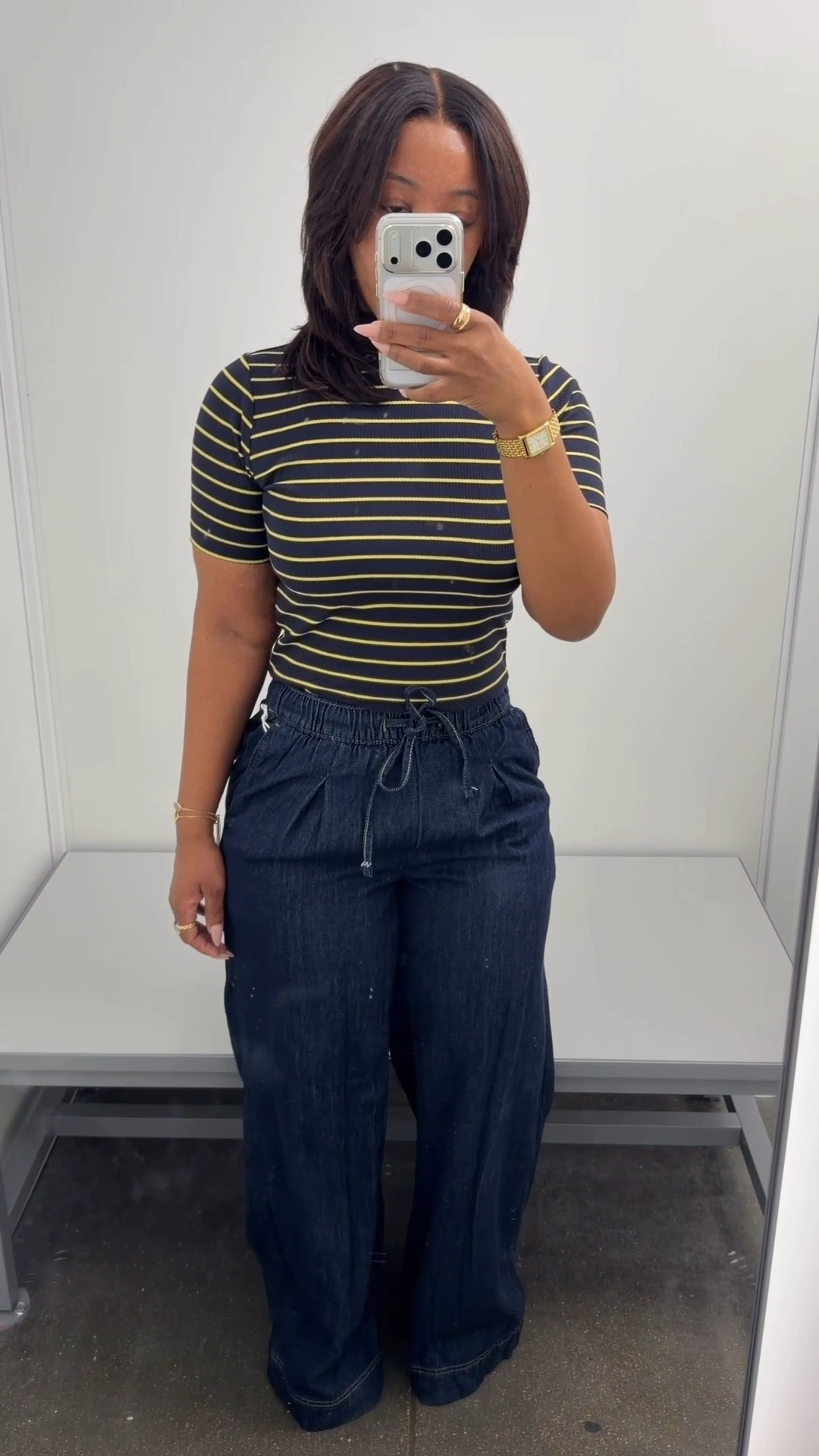 Sizes in order:
Top/small 
Bottoms/small
Top/Small
Bottoms: Size 6
Denim Jacket: Small 

#LTKFindsUnder50 #LTKFindsUnder100 #LTKSeasonal