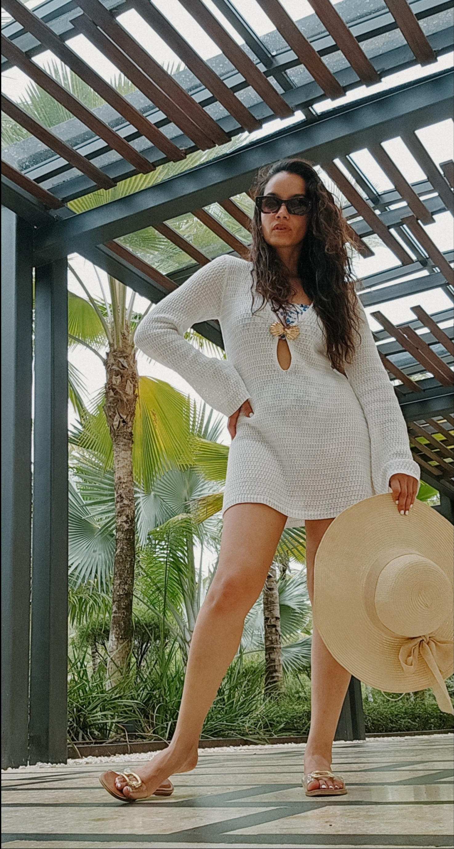Beach day ready! Loving this chic beach cover-up paired with my favorite sun hat 👒 – the perfect summer vacation outfit. Effortless, stylish, and ready for the sand & sea 🌊 #BeachOutfit #SummerStyle #BeachCoverUp #VacationLook #ResortWear #TravelOutfit #SummerFashion

#LTKPetite #LTKStyleTip #LTKTravel