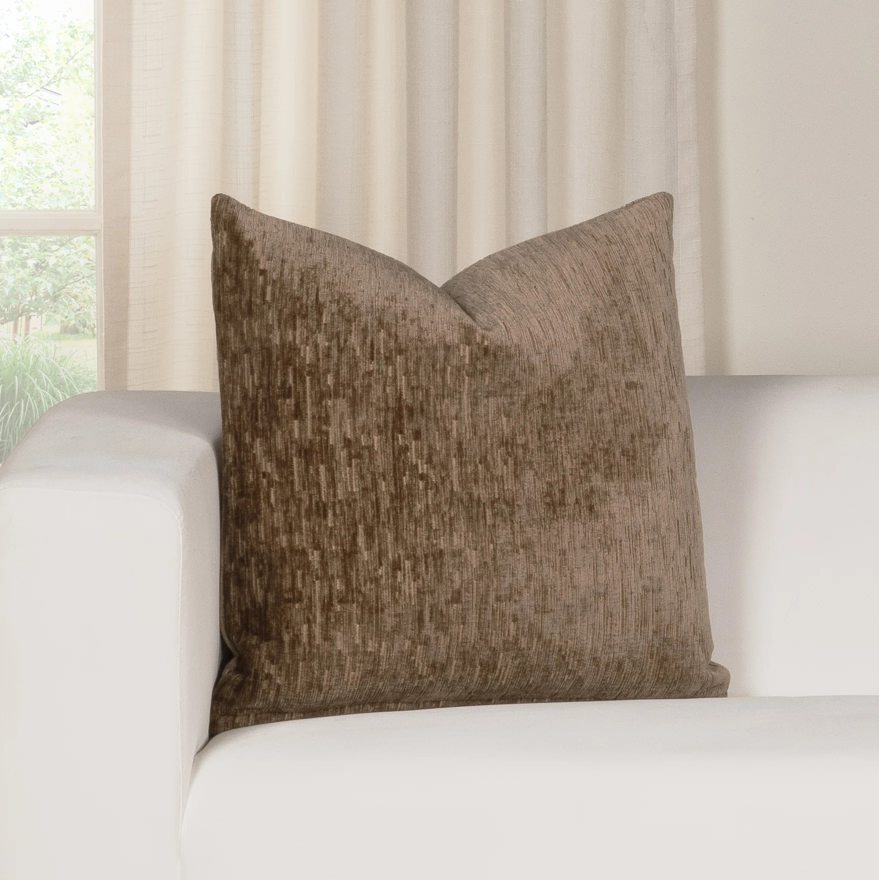 Siscovers Old World Velvet Textured Throw Pillow | Wayfair North America