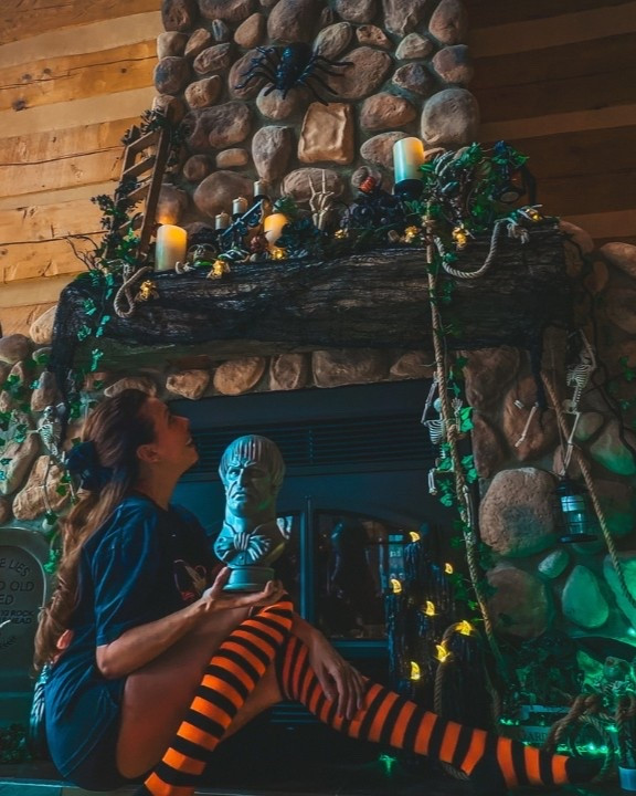 Halloween Decorating

#LTKHalloween #LTKSeasonal #LTKHome