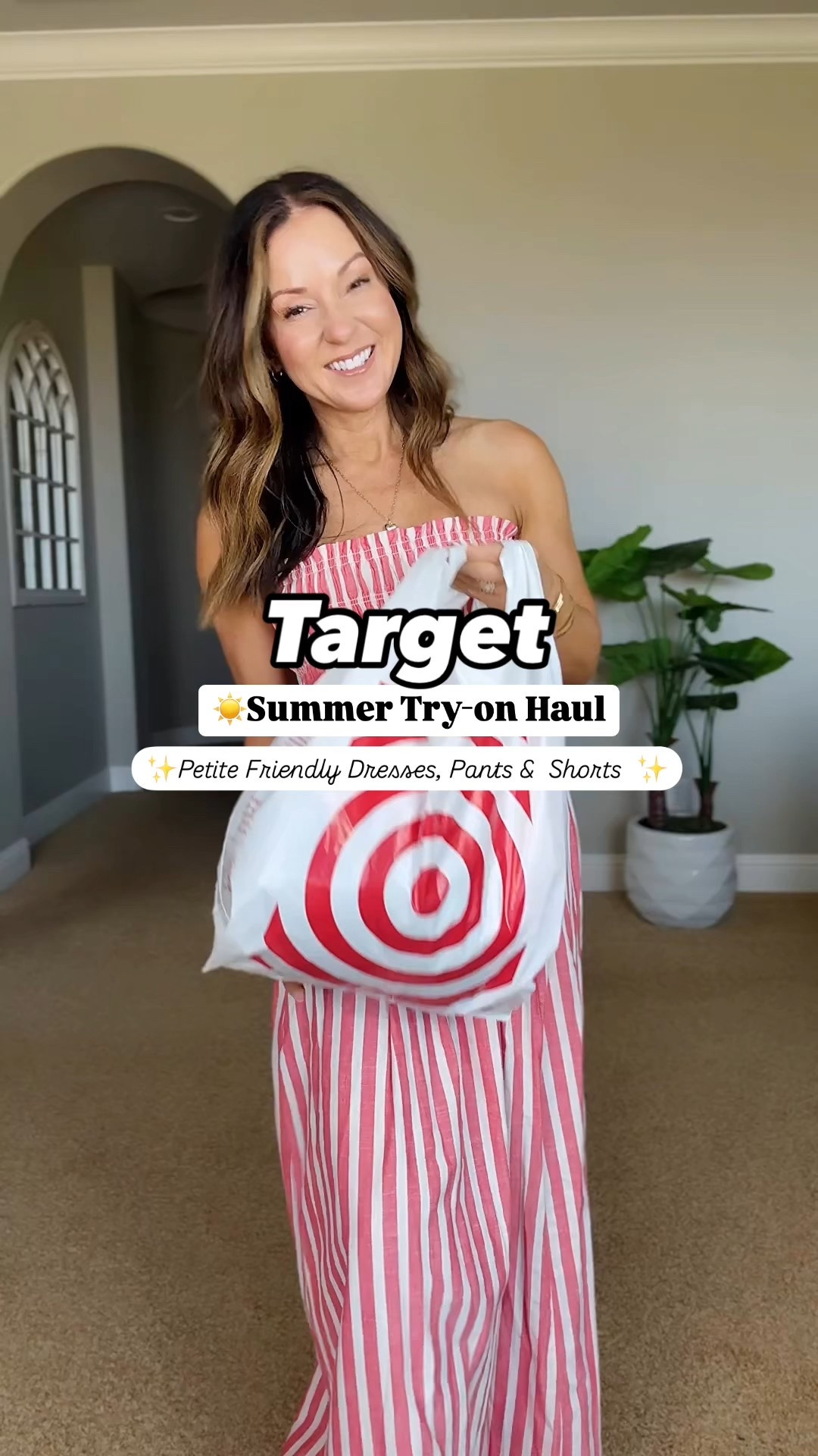 🚨 40% off! Target is having a huge sale on women’s dresses, bottoms, tops and 30% off sandals 🎯‼️

For reference: I’m 5’1” 108lbs
Everything is unaltered
Dresses XS
Pants XS
Tank S
Shirt XS
Shoes TTS

Spring fashion, summer fashion, vacation outfit, cruise, resort 


#LTKOver40 #LTKSaleAlert #LTKPetite