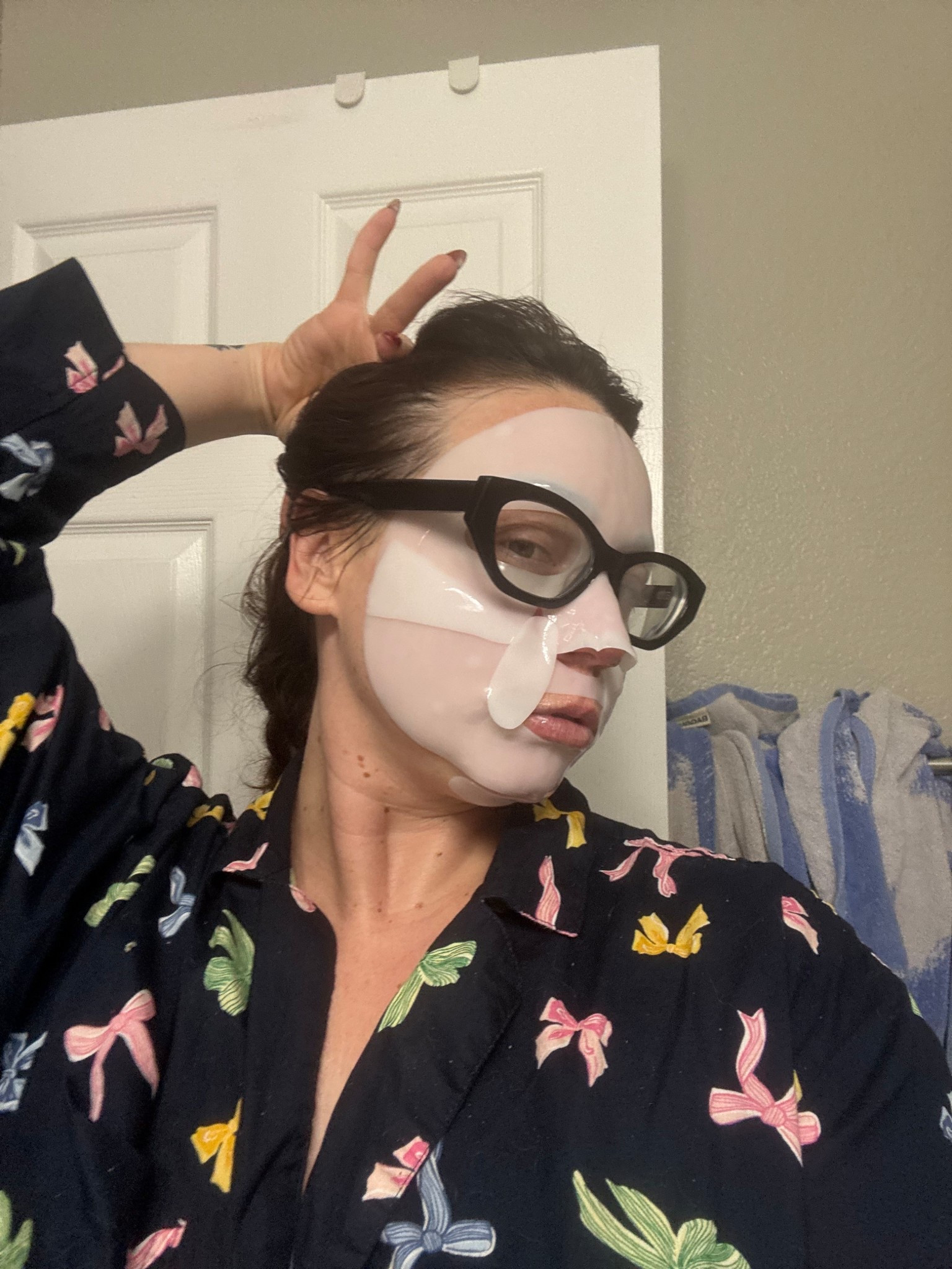 Glass skin mask 

#LTKgrwm #LTKselfcare #LTKBeauty