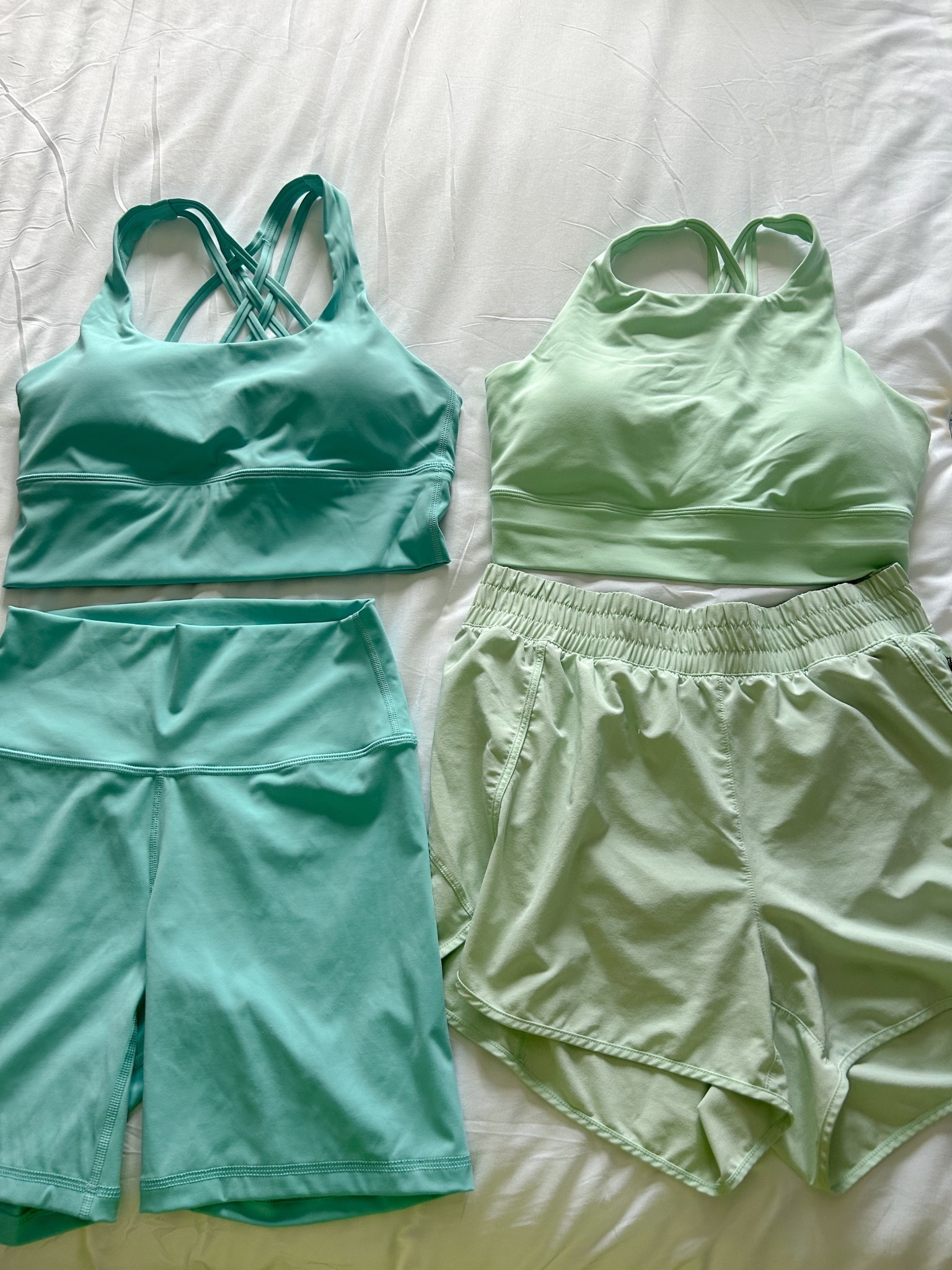 Summer workout sets!! Obsessed with the mint & teal colors!

Amazon finds, two piece workout set, activewear, matching set 

#LTKFindsUnder50 #LTKSeasonal #LTKActive