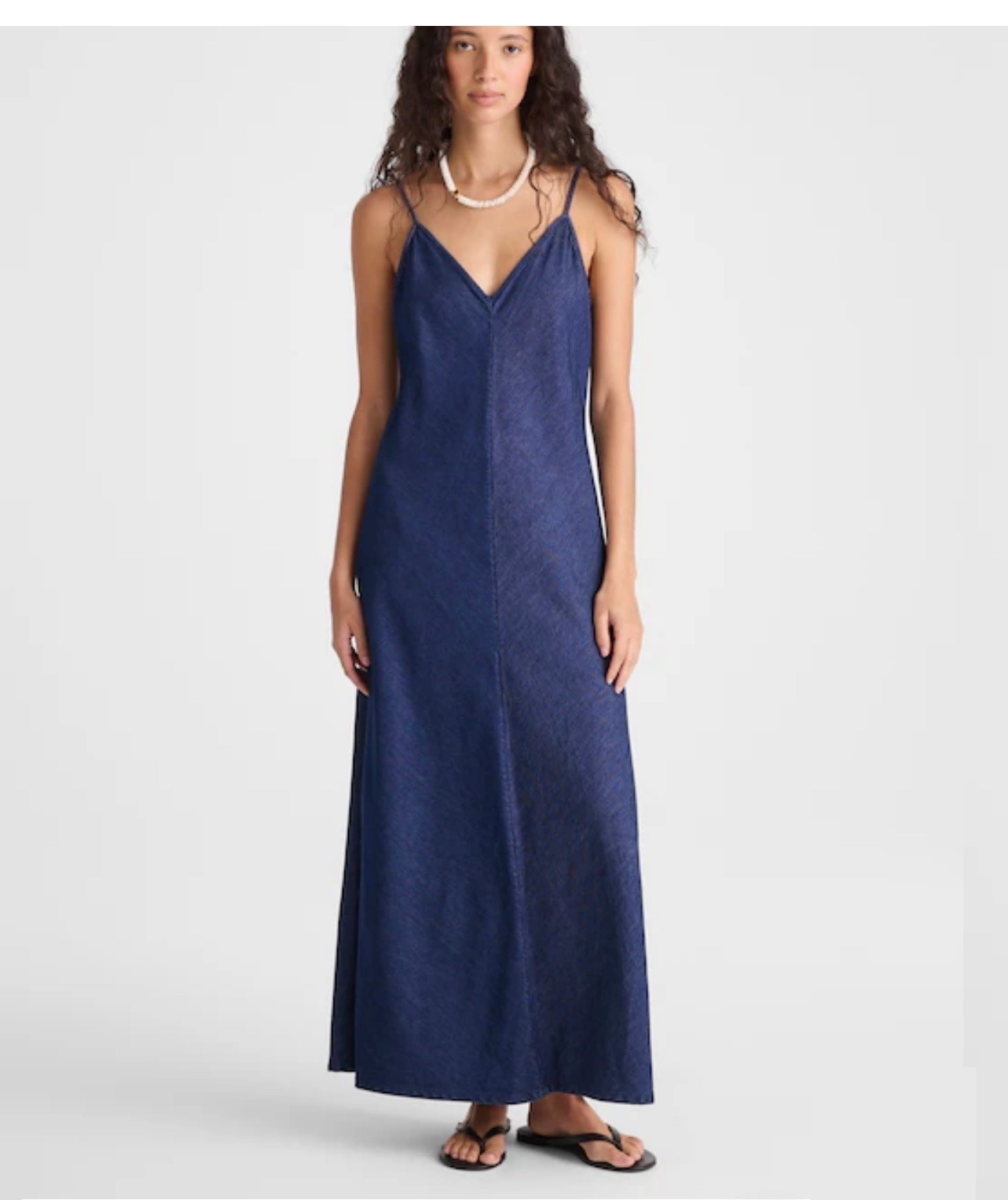 Chic denim slip dress

#LTKSaleAlert #LTKootd #LTKU