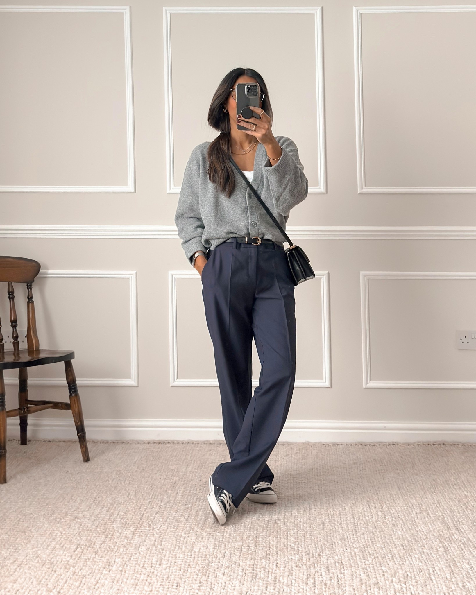Cardigan - recommend sizing down as this is really oversized. Wearing XS but could have sized down again.

Straight leg navy trousers - wearing my regular size in trousers - UK size 8. If you’re around my height, 5’5, you may need to hem them along the back with safety pins or wonderweb like I do to stop them dragging along the floor as they’re slightly too long.



#LTKwinter #LTKuk