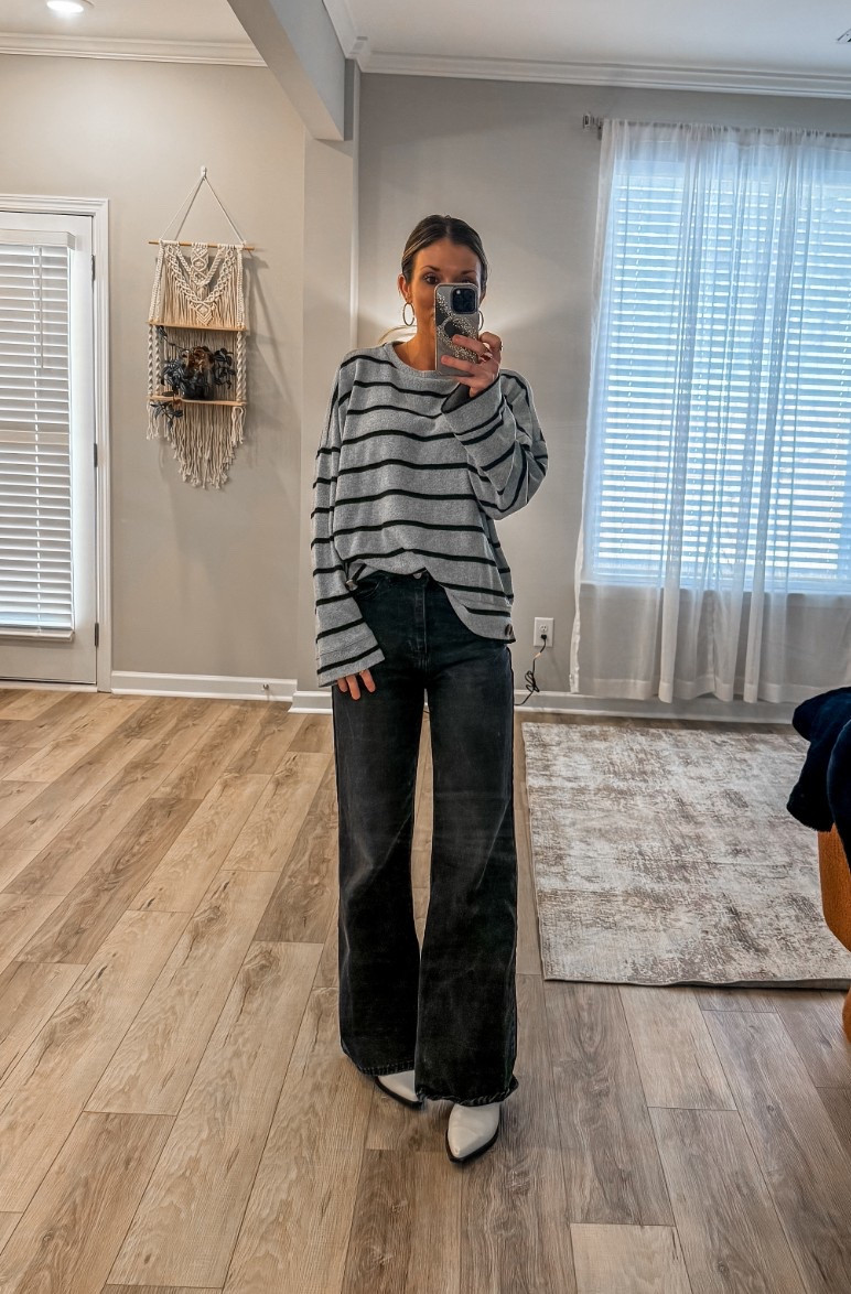 Casual church fit 🖤 

#LTKmomlife #LTKootd #LTKPetite