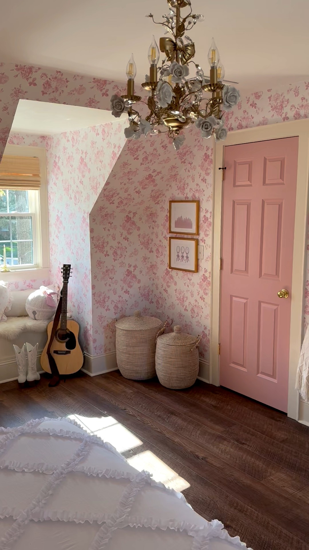 LoveShackfancy pottery barn teen Christmas pillows...

#LTKSeasonal #LTKHome #LTKHoliday