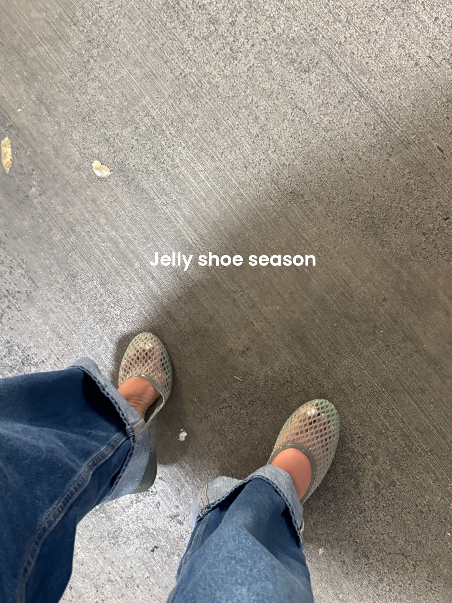 Jelly shoes are back & I’m loving mine from ASOS. I have two pairs 😍

#LTKShoeCrush #LTKSeasonal #LTKFindsUnder50