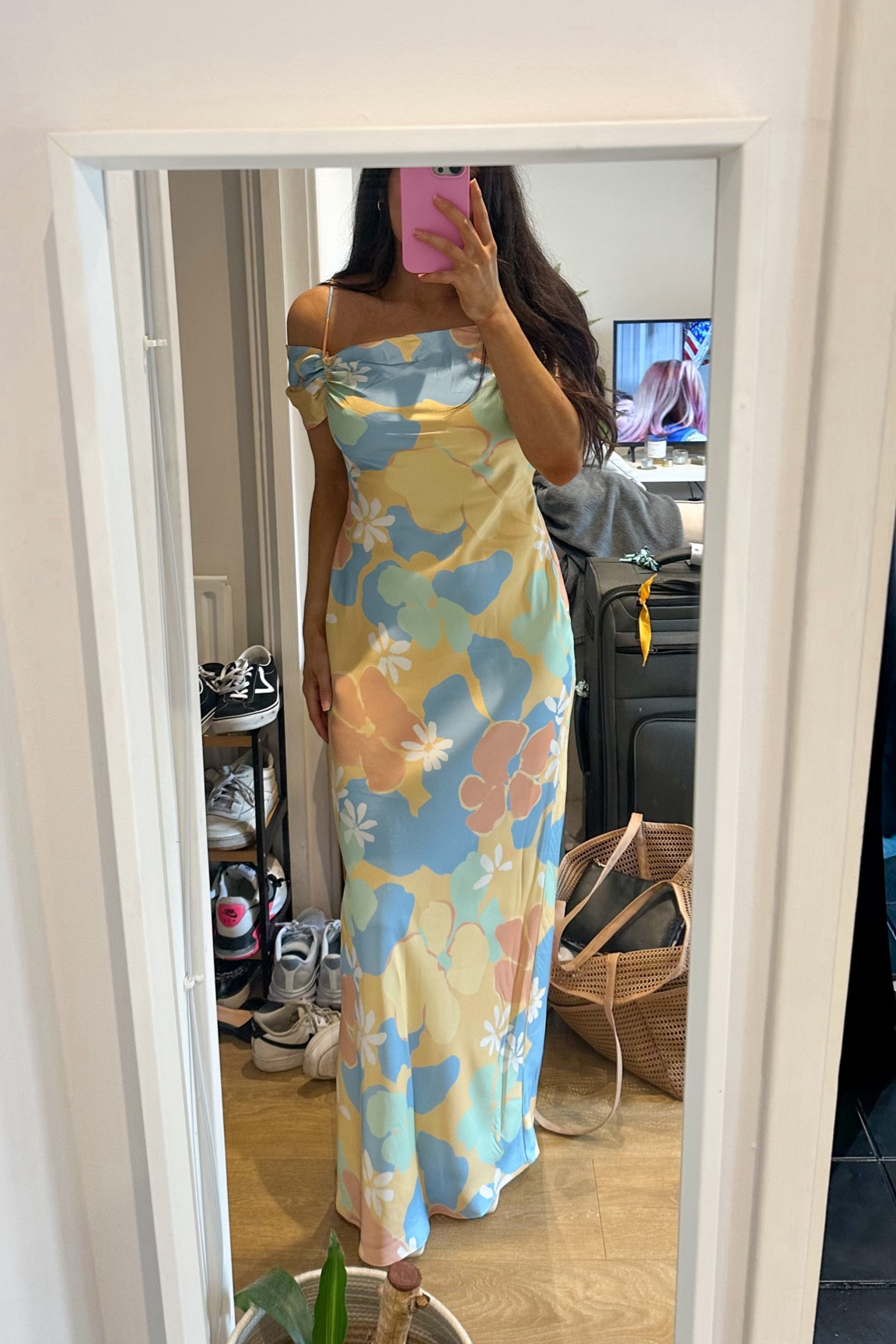 wearing a size medium 💘

wedding guest dress, summer dress, sabo skirt, saboskirt, flowy dress, sundress, #LTKsummer

#LTKwedding #LTKpartywear #LTKstyletip