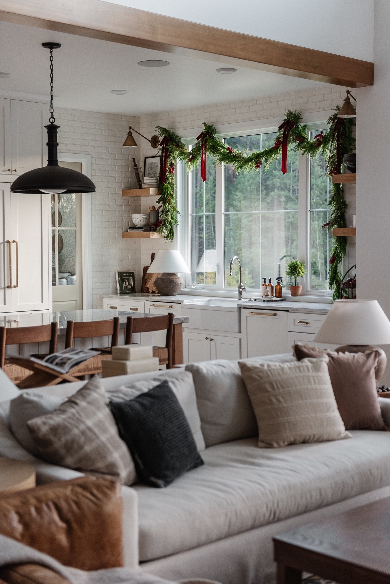 Everything I used to create the look for the garland in my kitchen window. 

BOGO 40% off garlands & wreaths at Afloral! Code: SPOOKY 

Christmas decor, holiday decor, Norfolk, pine, garland, Afloral, bow, velvet, red, command hook, 3m, stem, berry, holiday stem, wall, scones, counter stool, barstool, sofa, pillows, lamp


#LTKHome #LTKHoliday #LTKStyleTip