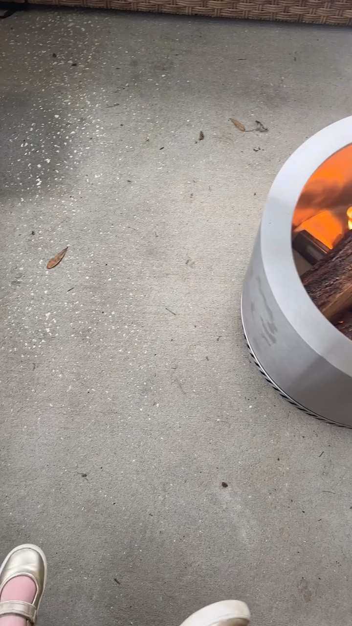 This Lowe’s fire pit is an absolute must on these chili days and nights.  #affiliatelink #lowespartner @loweshomeimprovement #lowesfinds