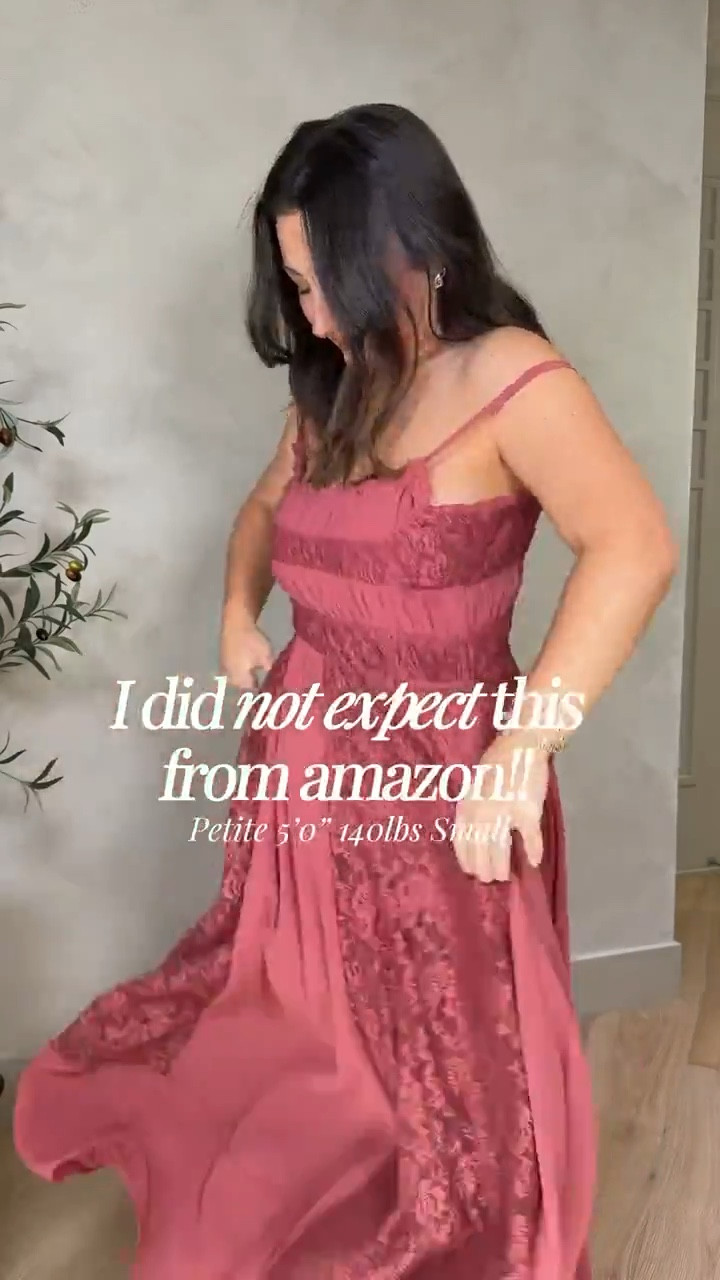 The most gorgeous dress for your next event!! 

Size small color rose
 (5'0" 140lbs) 

Petite friendly, bump friendly


#LTKgrwm #LTKPetite #LTKWedding