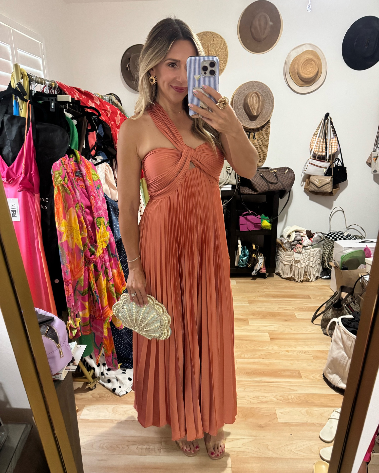 The prettiest dress for your next wedding or special event! Runs true to size and comes in multiple colors. Paired with one of my favorite clutches 🐚

#LTKootd #LTKWedding #LTKOver40