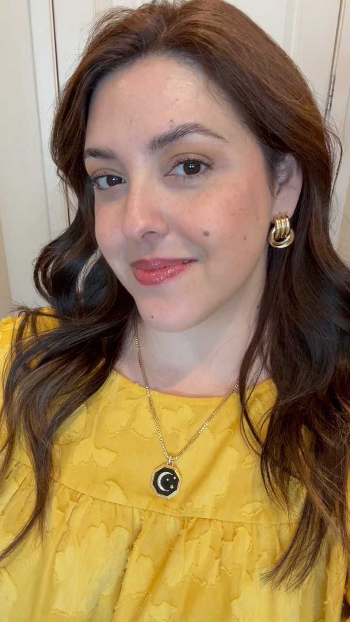 In love with these jewelry pieces!!! 😍 
These are my new everyday earrings & this necklace omg!! The perfect necklace to go from day to night!! 
.
Code: CIELO for 10% off . Link in bio ✨
.
Which side would you use more? 
.
#jewelry #stelladot #stelladotstyle #littleluxuries #necklace #statementjewelry #earrings #mothersday

#LTKGiftGuide #LTKFindsUnder100 #LTKStyleTip