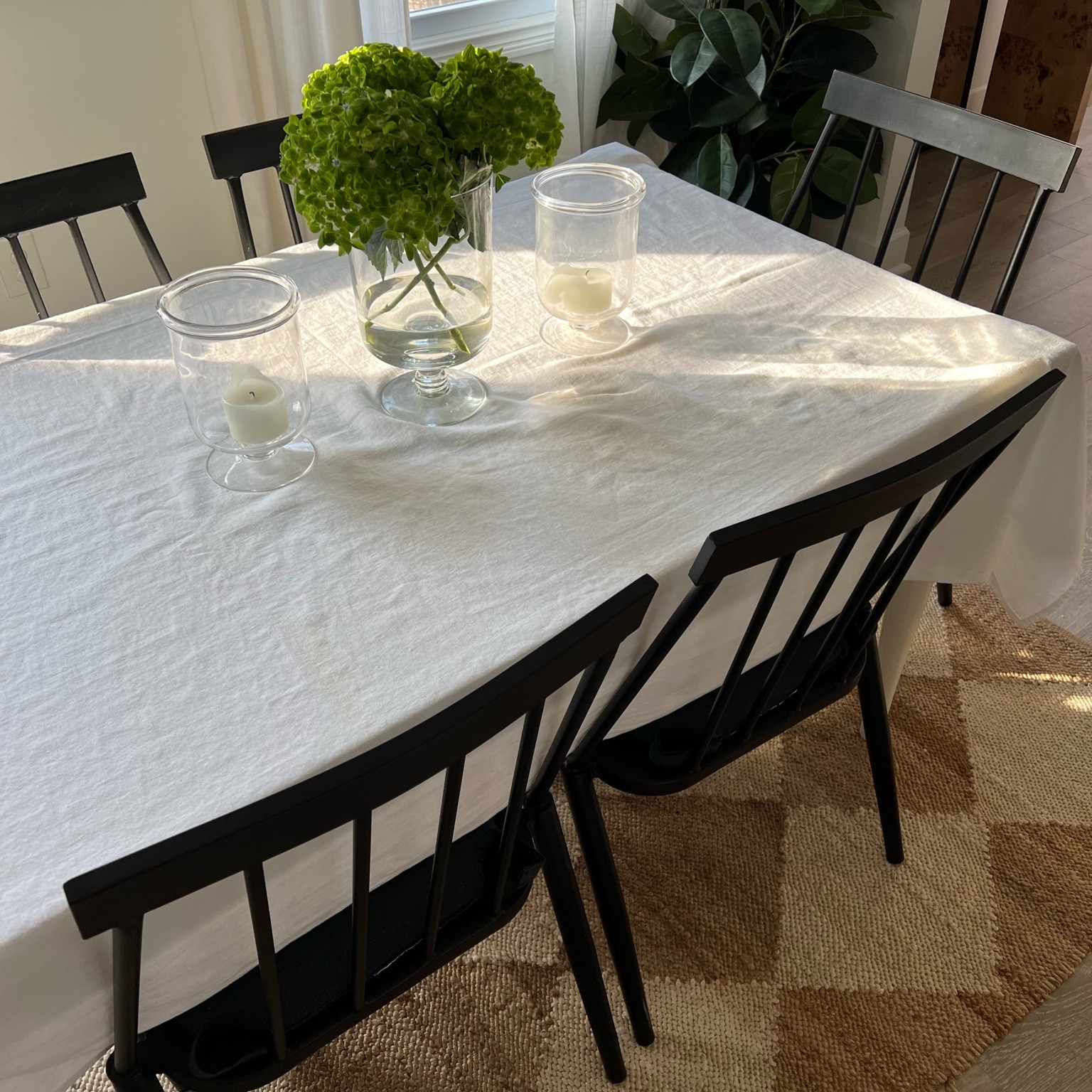 Love that light coming in my dining room and also obsessed with these green hydrangeas

#LTKhome