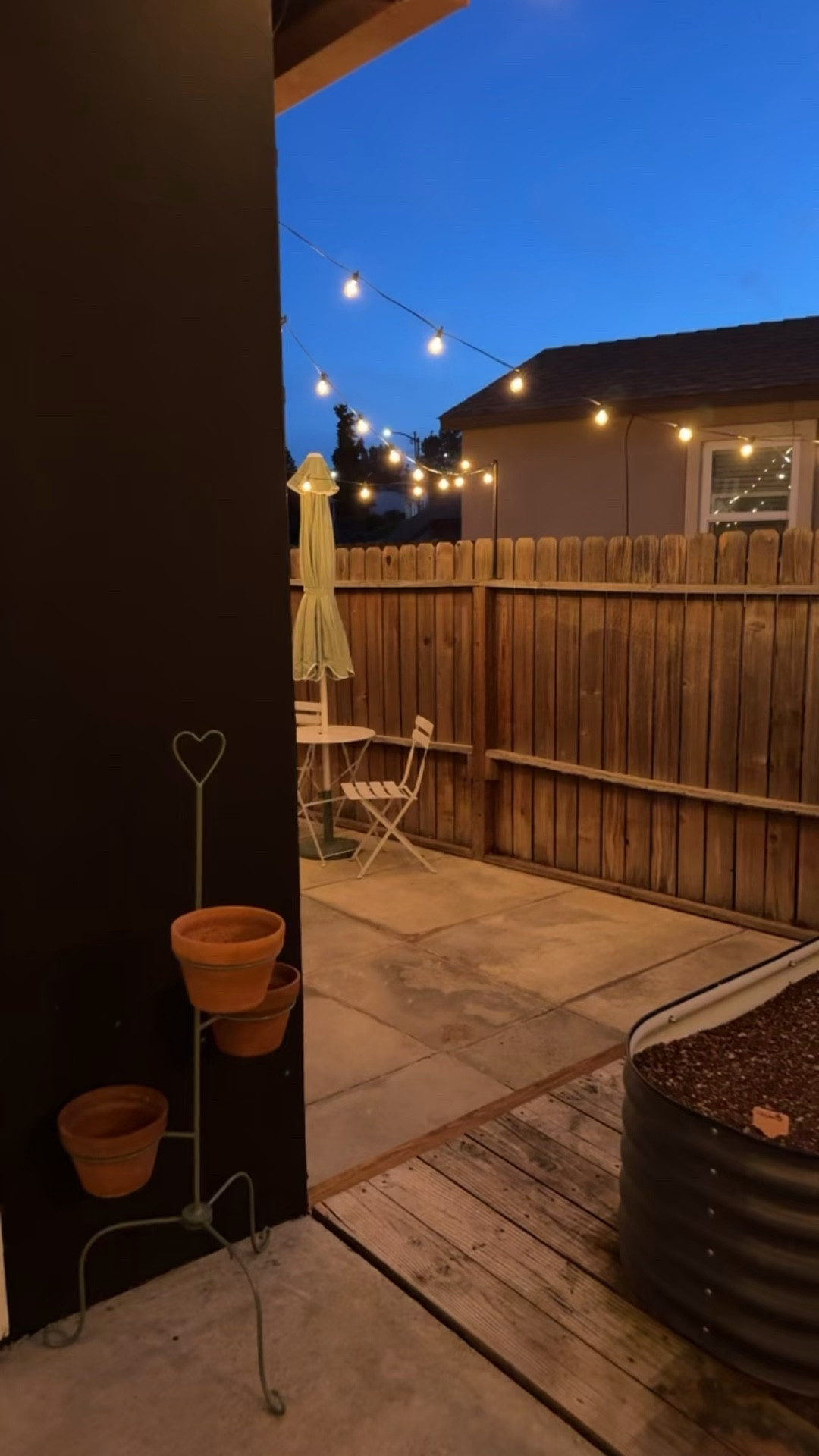Warm glow string lights😍

#LTKSeasonal #LTKHome #LTKmomlife
