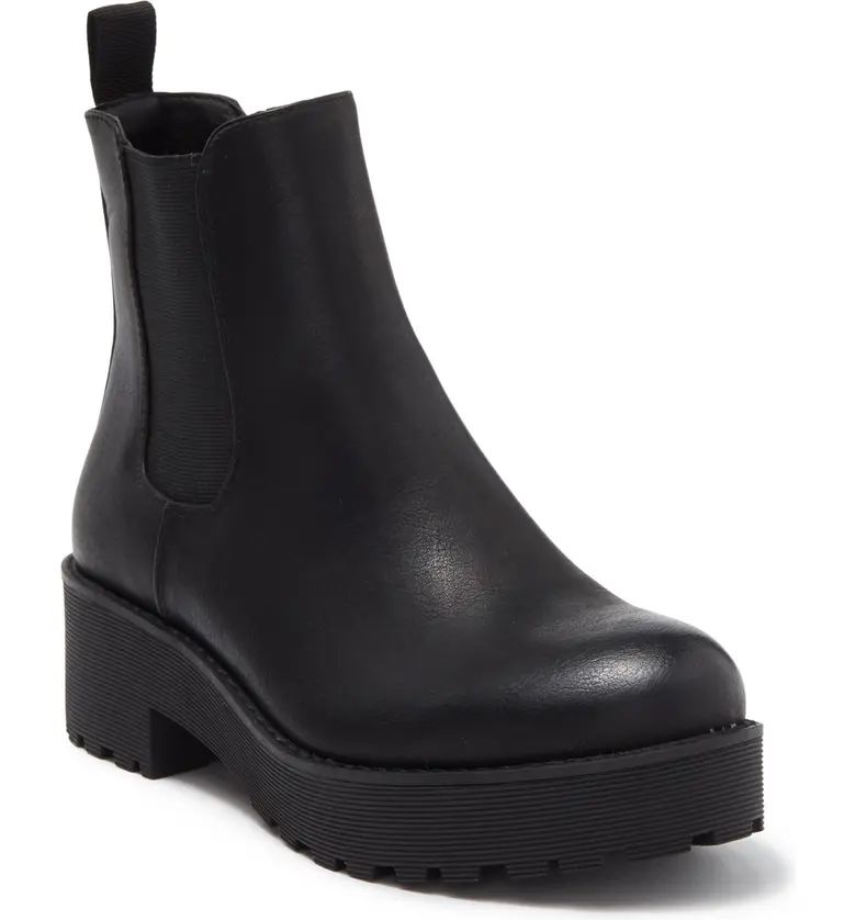 Howler Chelsea Boot curated on LTK