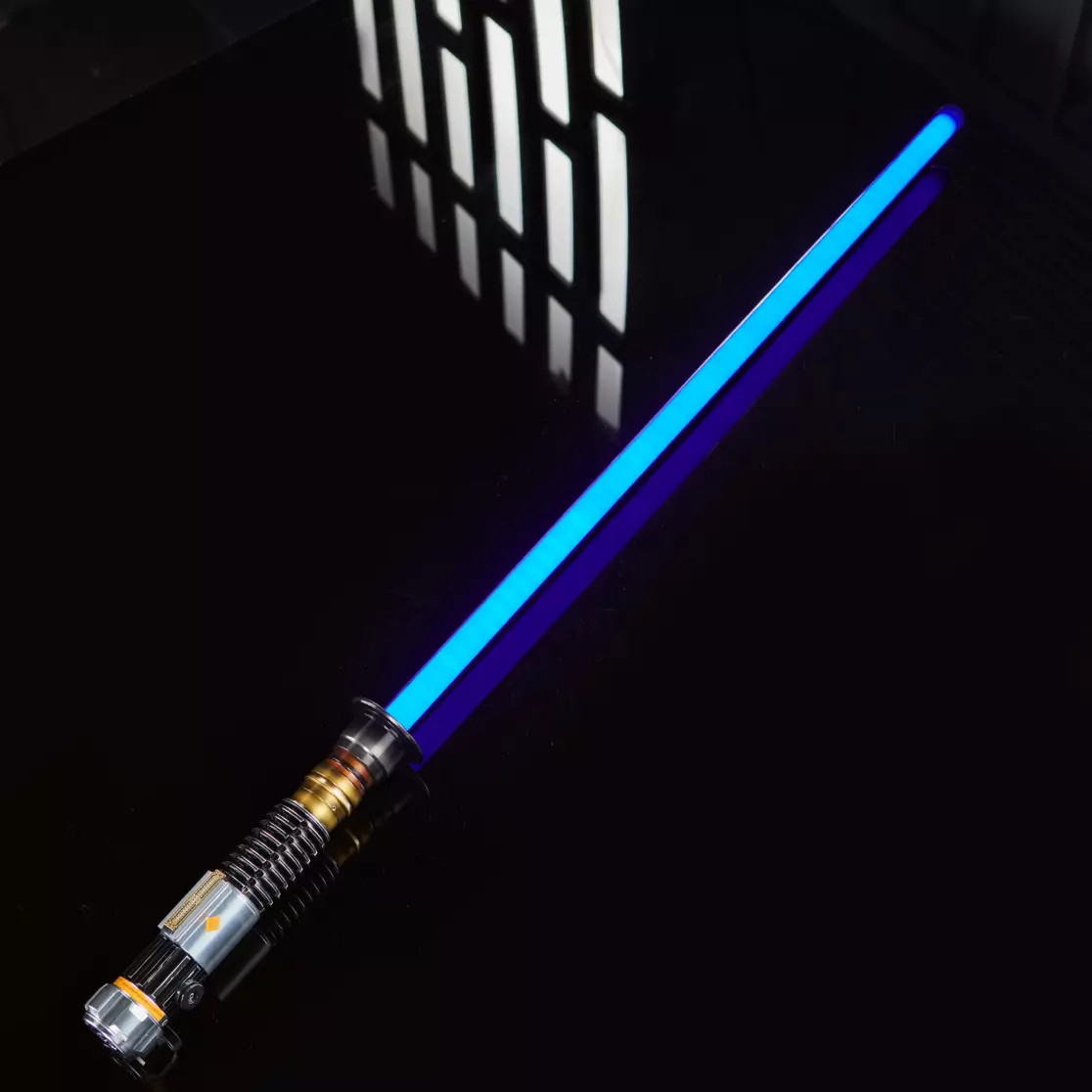 Obi-Wan Kenobi Legacy LIGHTSABER Collectible Set – Star Wars | Disney Store