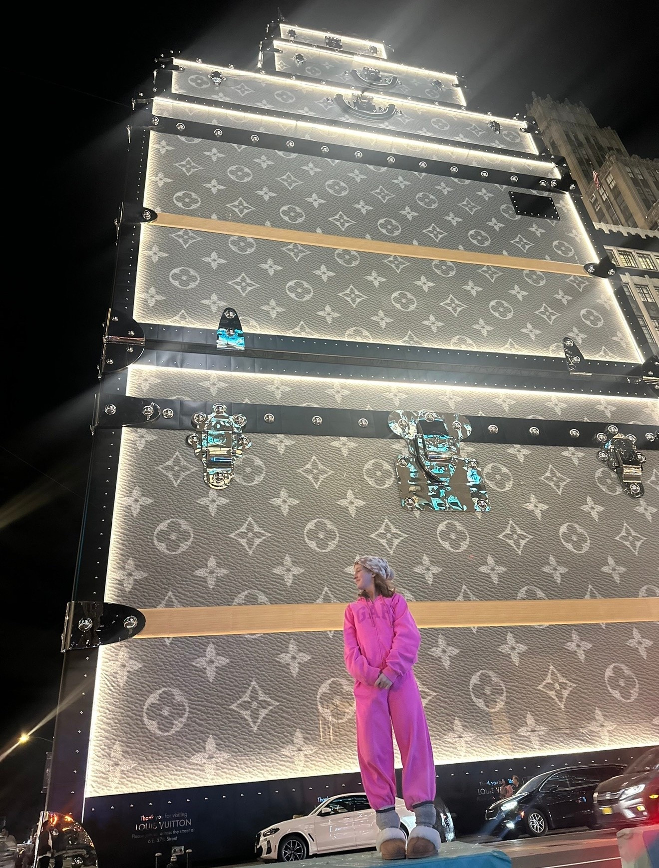 GAP + sweats 

#LTKHoliday #LTKGiftGuide